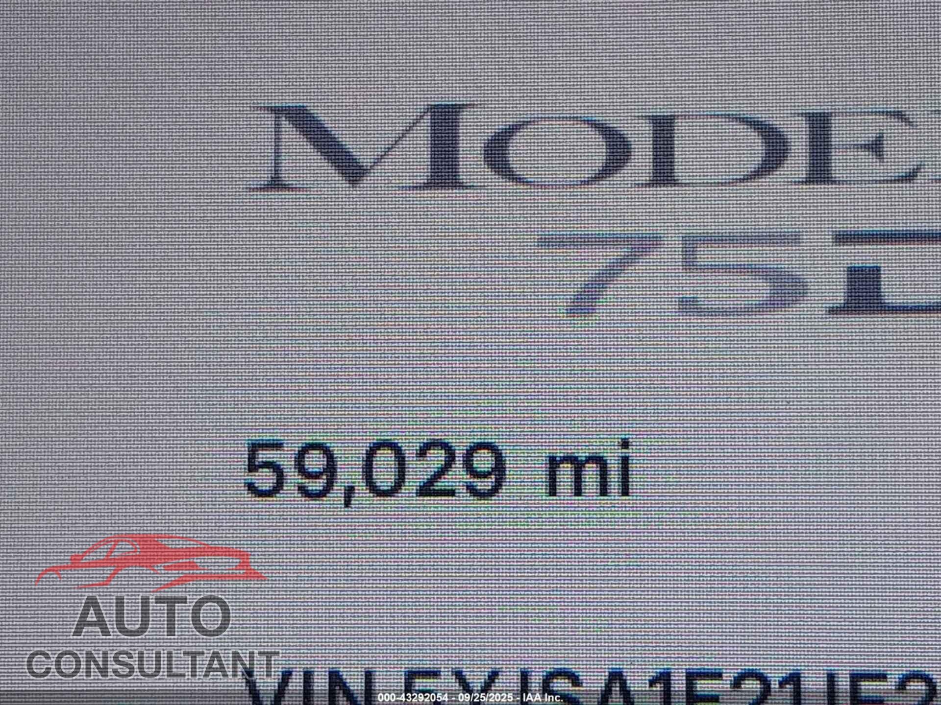 TESLA MODEL S 2018 - 5YJSA1E21JF257709