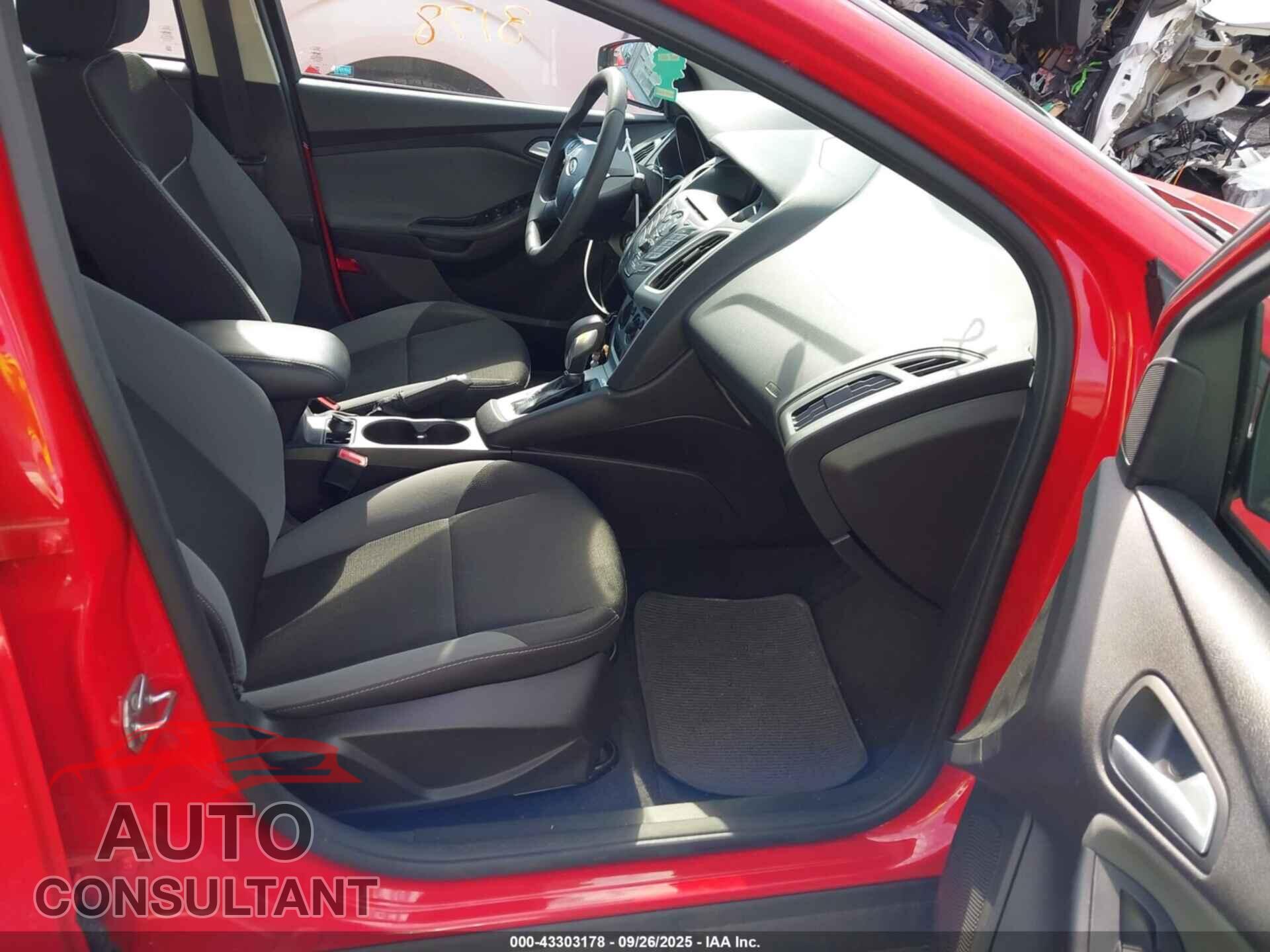 FORD FOCUS 2014 - 1FADP3F25EL435437