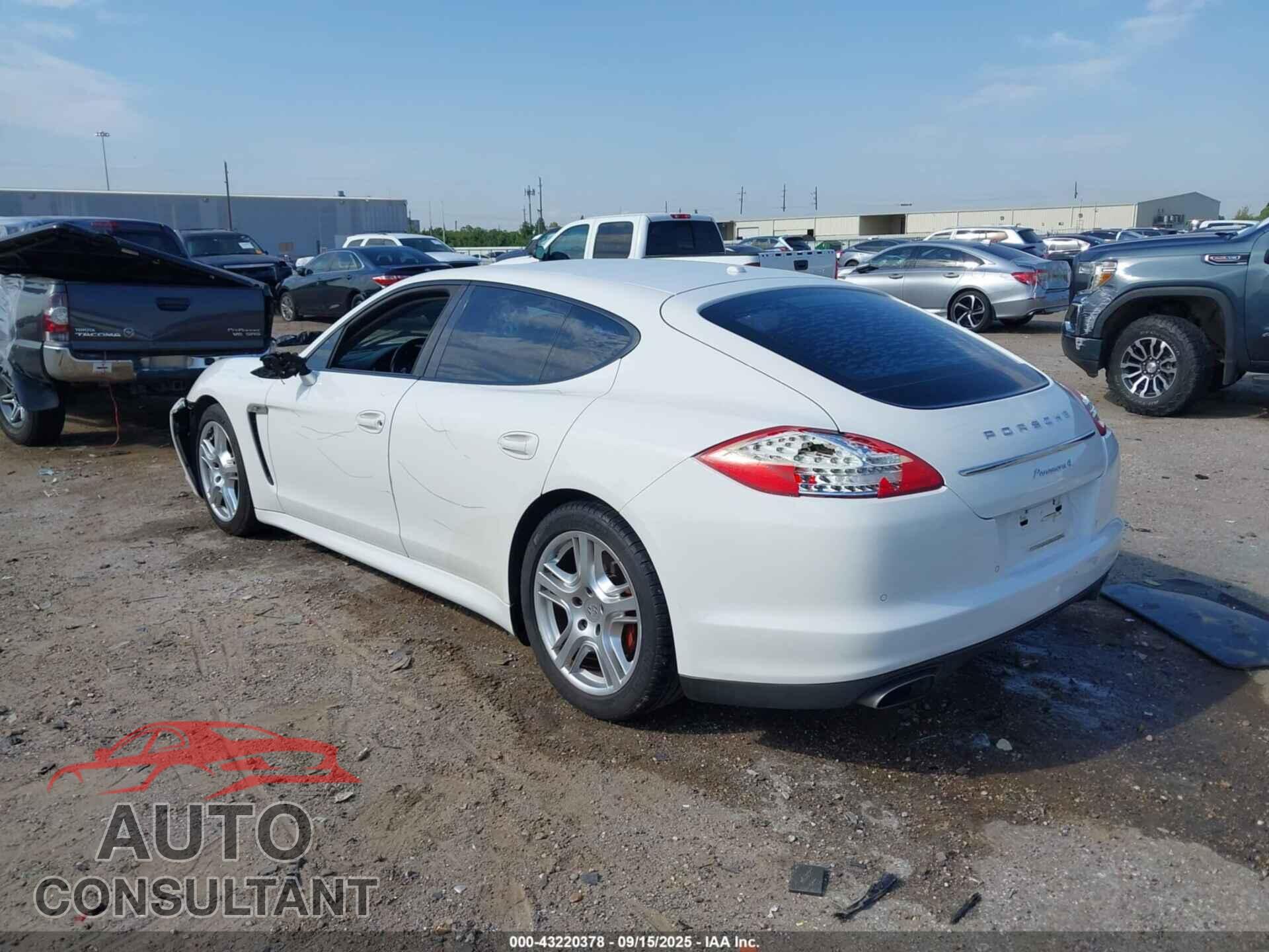 PORSCHE PANAMERA 2012 - WP0AA2A71CL016526