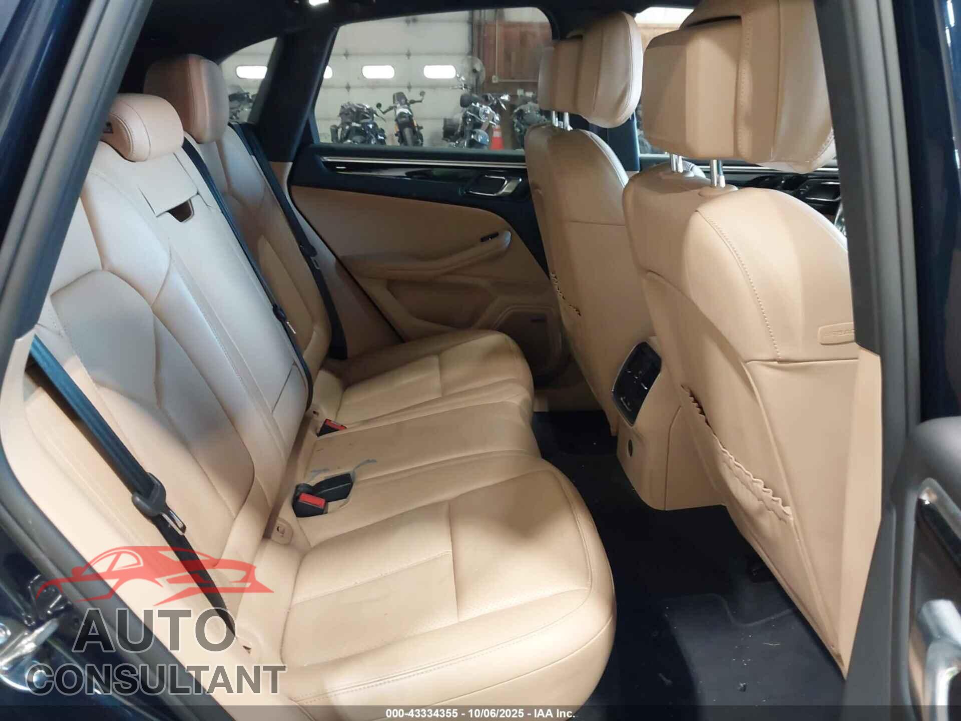 PORSCHE MACAN 2017 - WP1AA2A50HLB81486