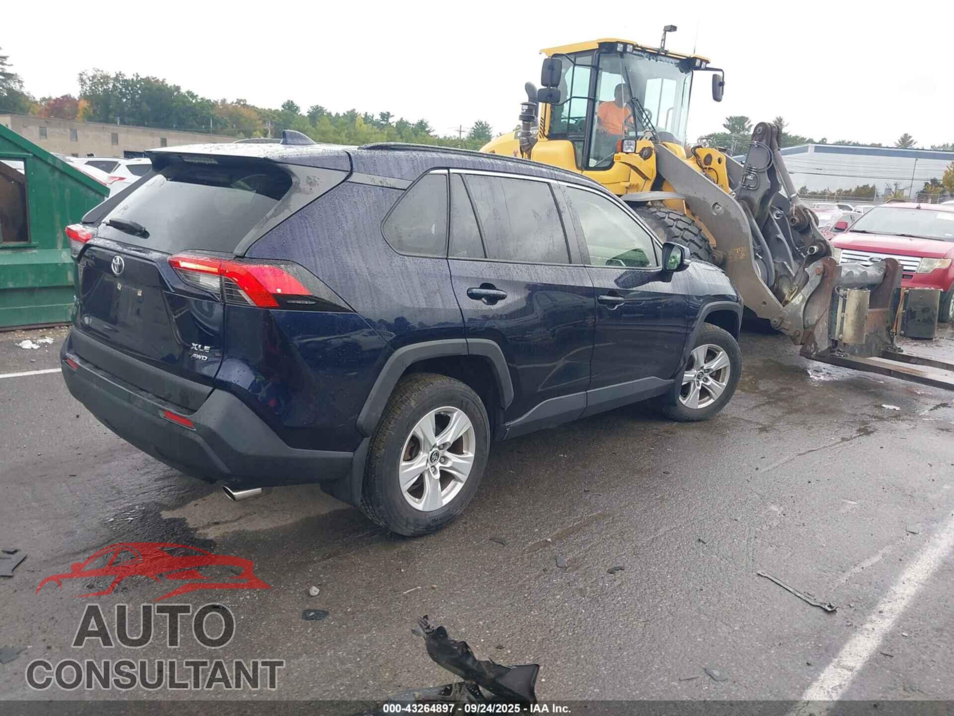 TOYOTA RAV4 2019 - JTMP1RFVXKD028421