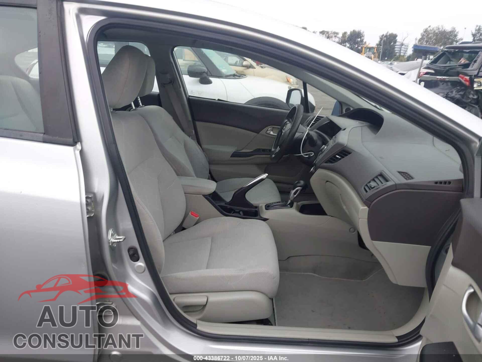 HONDA CIVIC 2012 - 2HGFB2F89CH310887