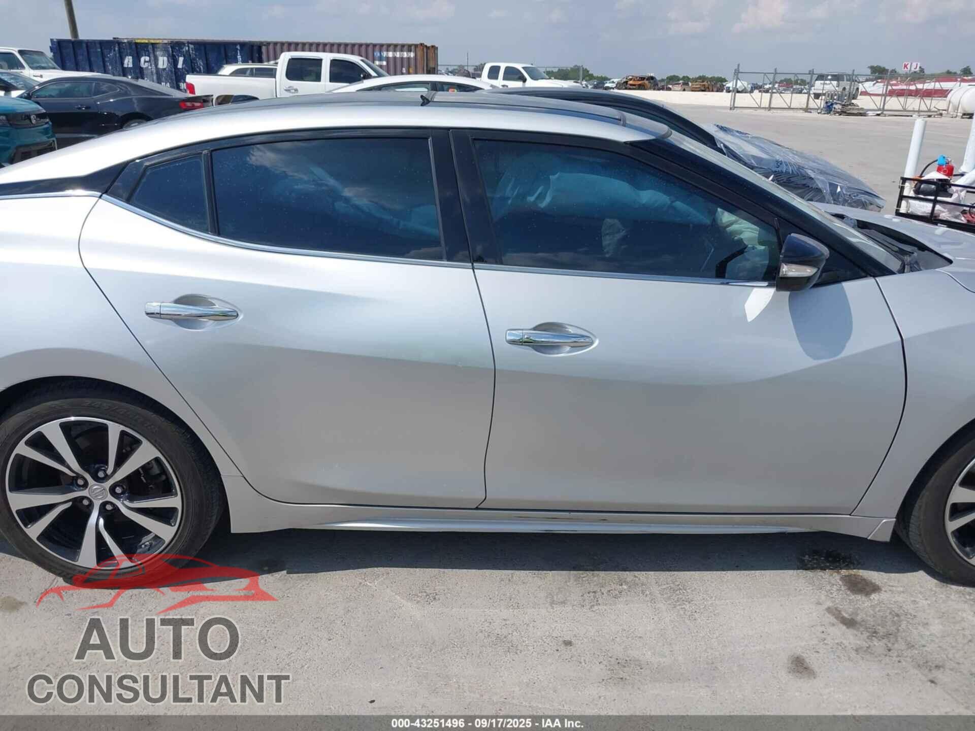NISSAN MAXIMA 2017 - 1N4AA6AP1HC443676
