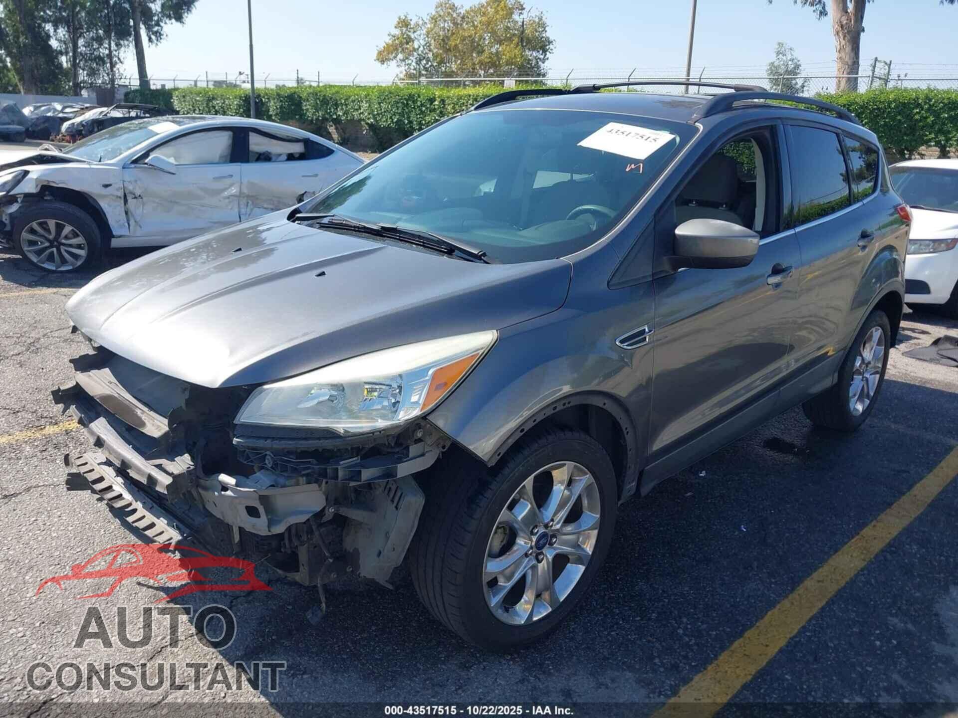 FORD ESCAPE 2013 - 1FMCU0GX9DUA40432