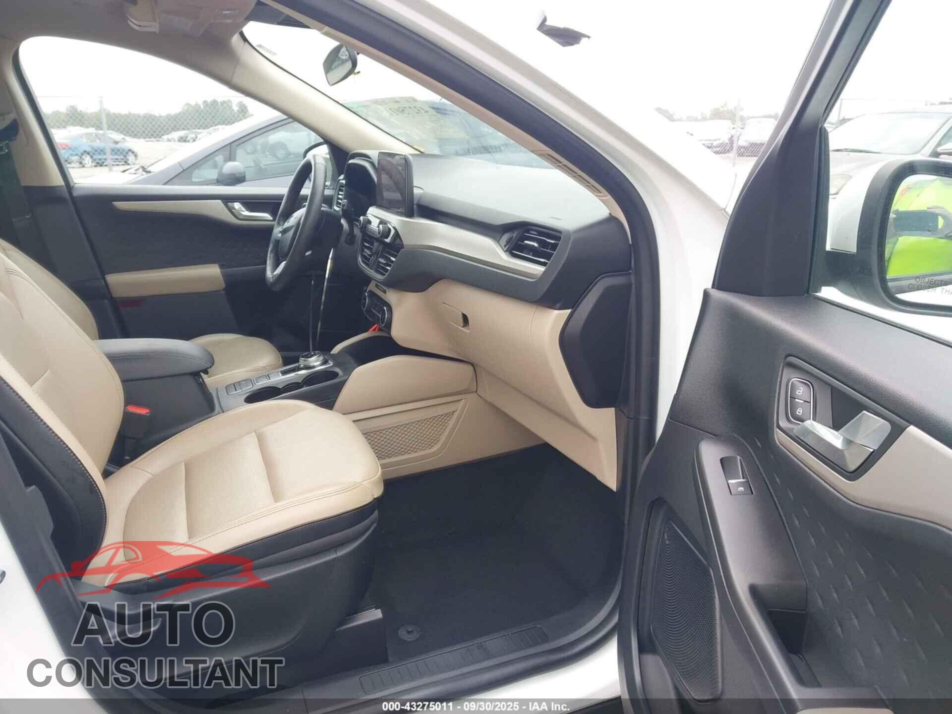 FORD ESCAPE 2020 - 1FMCU9H61LUA95062