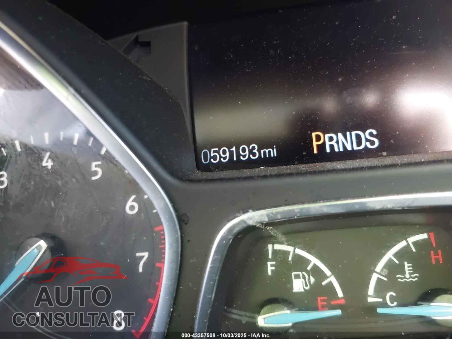 FORD FOCUS 2018 - 1FADP3FEXJL210077