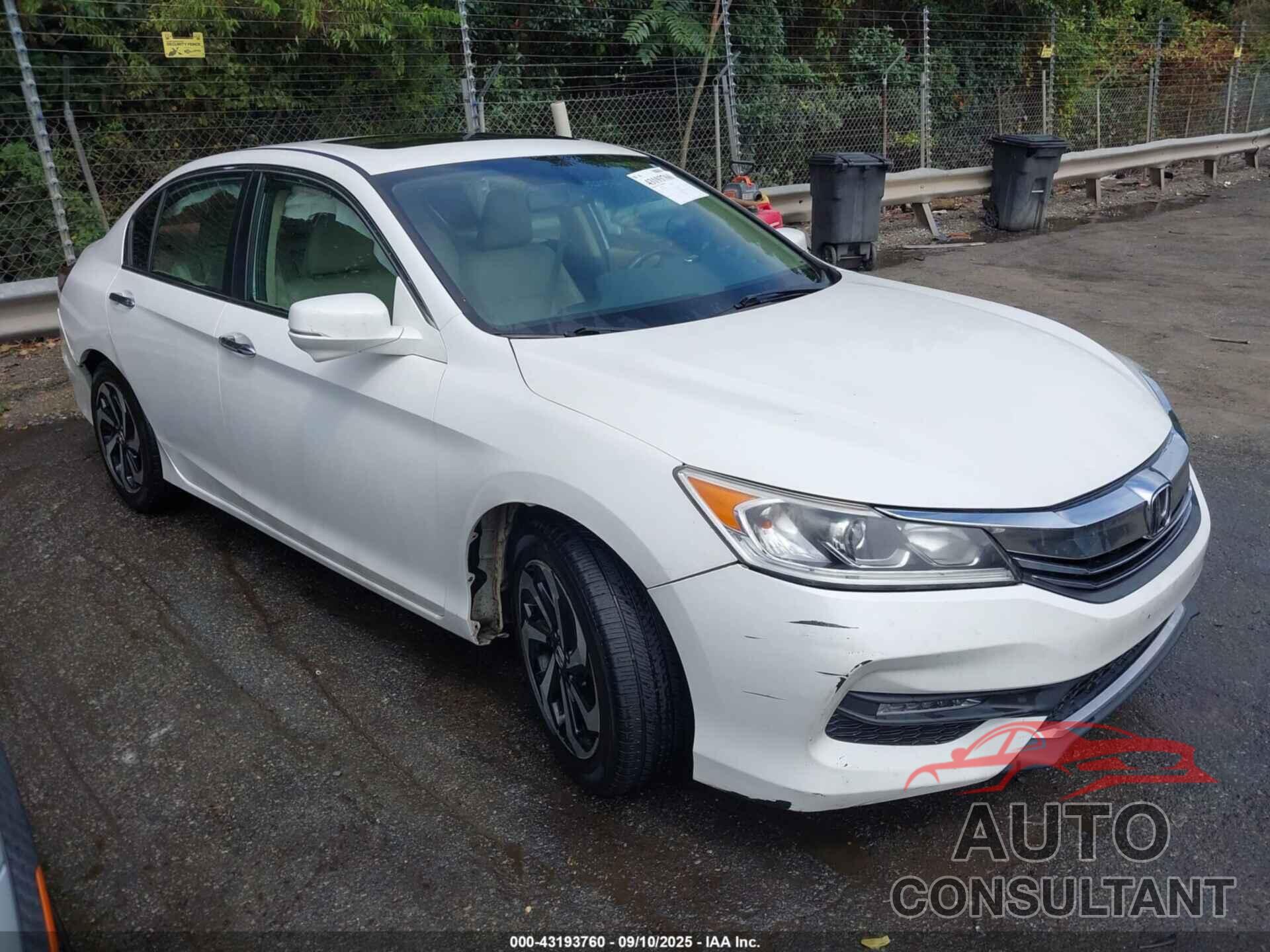 HONDA ACCORD 2017 - 1HGCR2F81HA200498