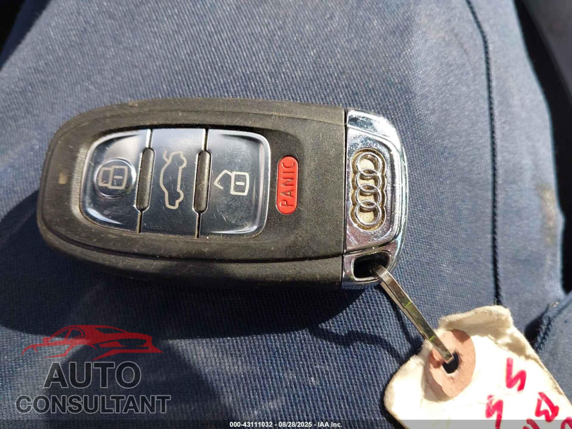 AUDI S5 2012 - WAUCVAFR8CA003136