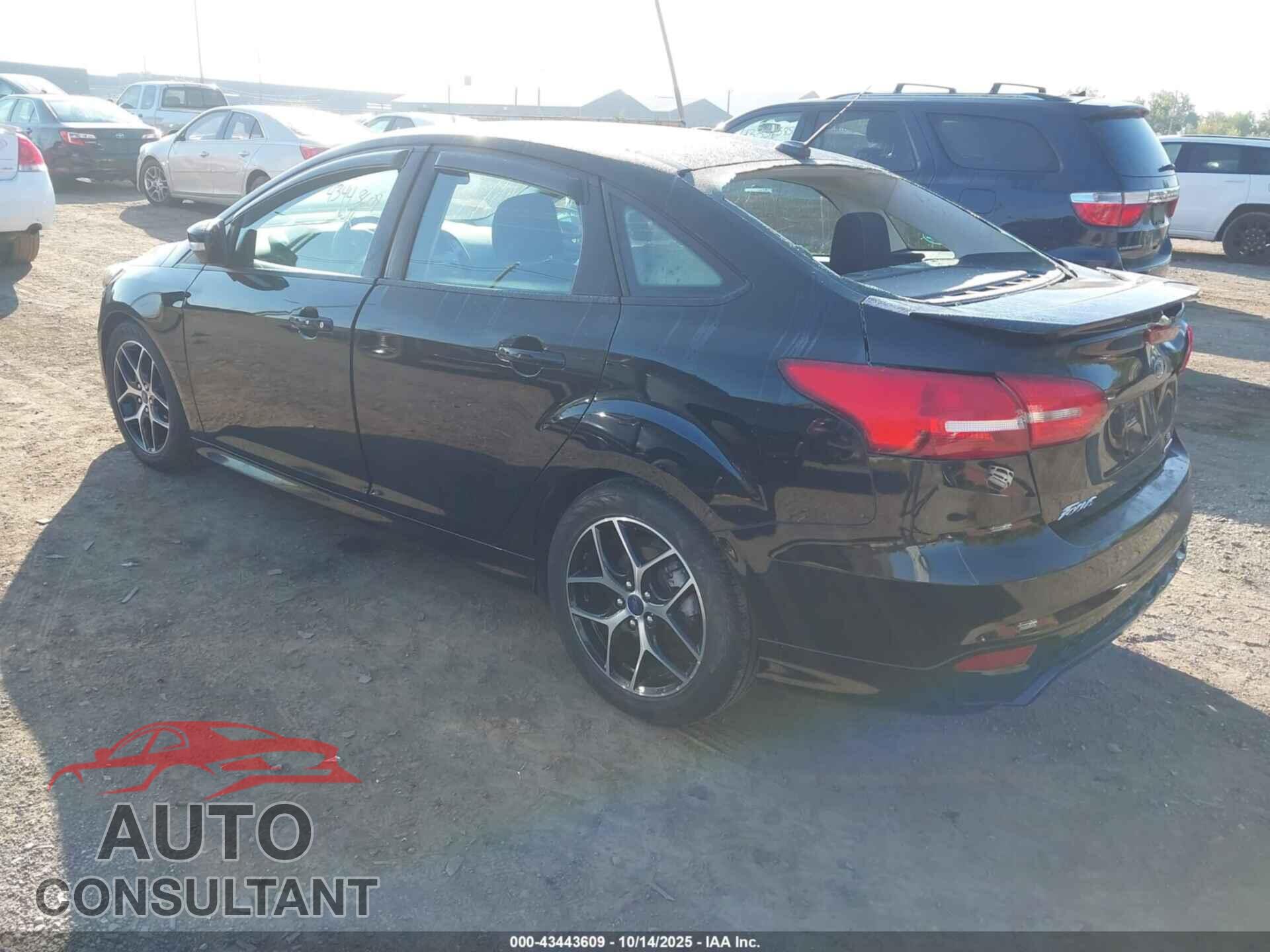 FORD FOCUS 2016 - 1FADP3F2XGL305558