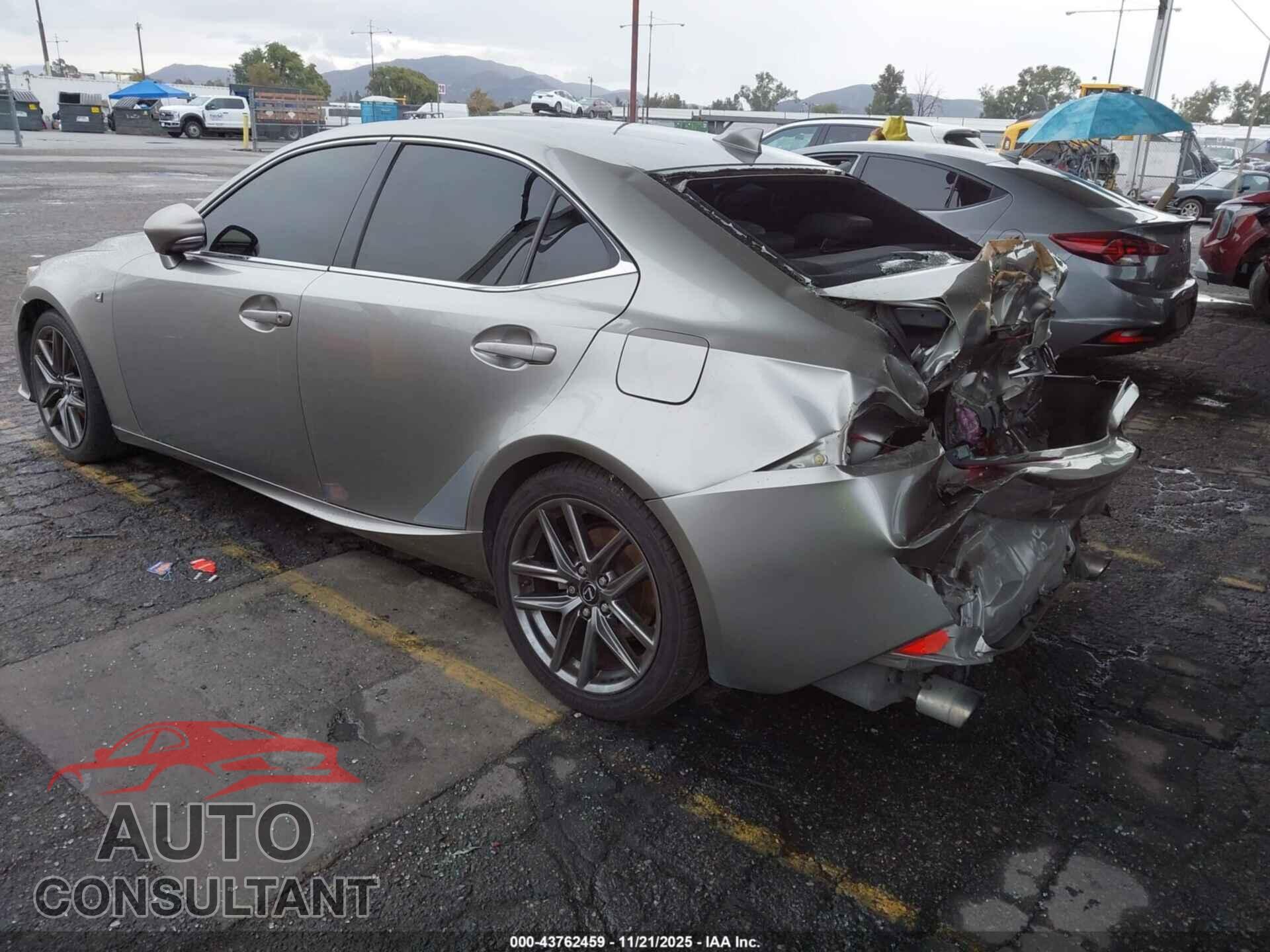 LEXUS IS 250 2015 - JTHBF1D28F5055346
