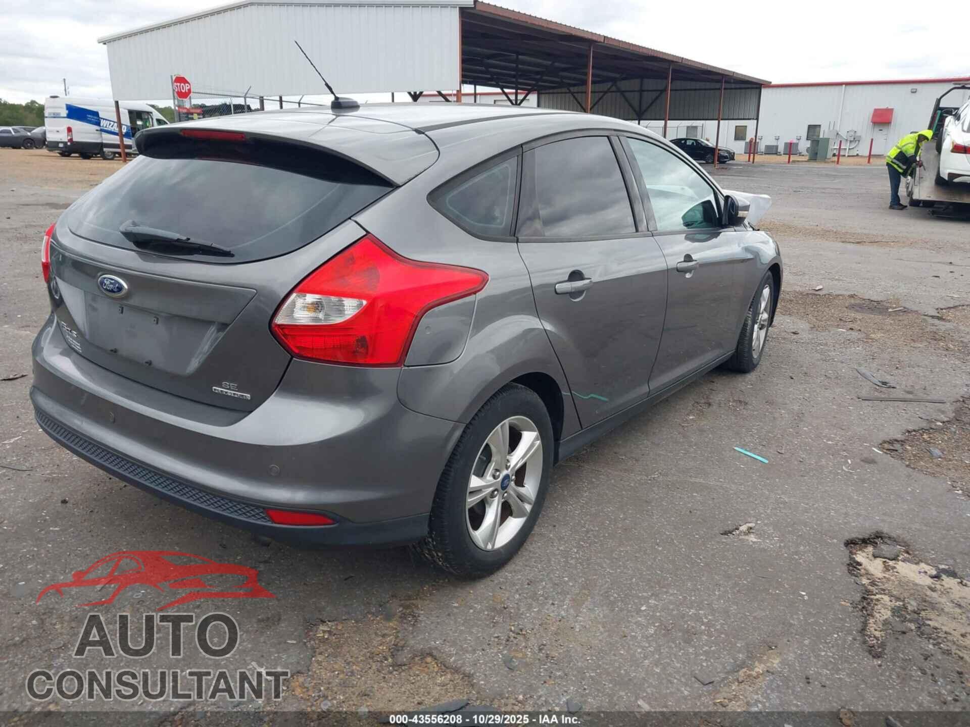 FORD FOCUS 2014 - 1FADP3K23EL210522
