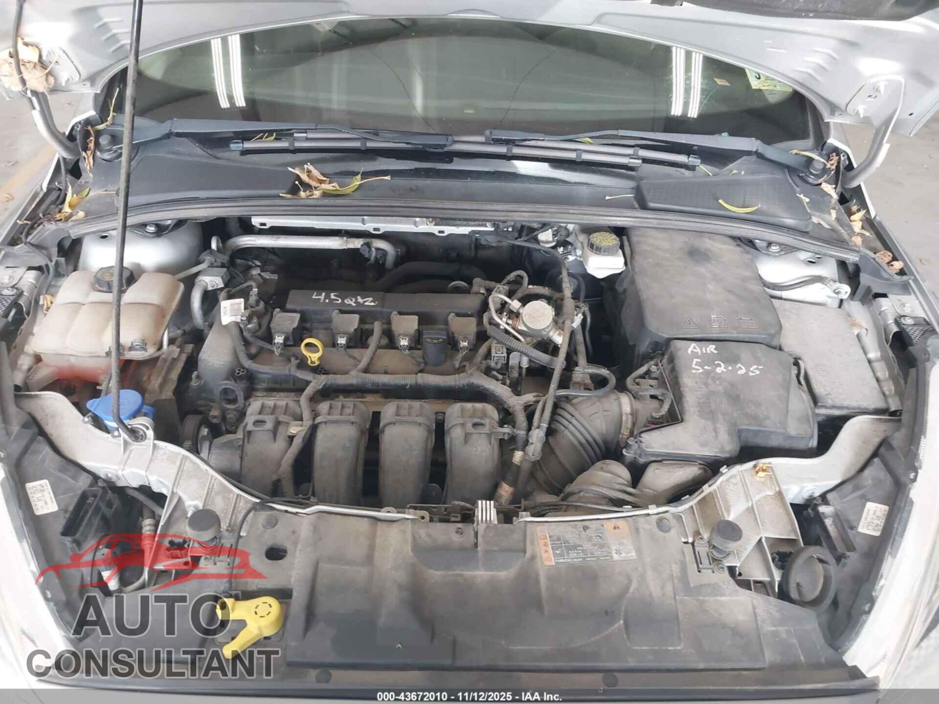 FORD FOCUS 2018 - 1FADP3E20JL266357