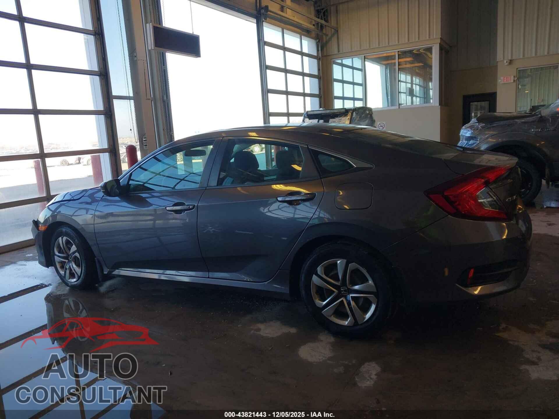 HONDA CIVIC 2017 - 19XFC2F54HE075691