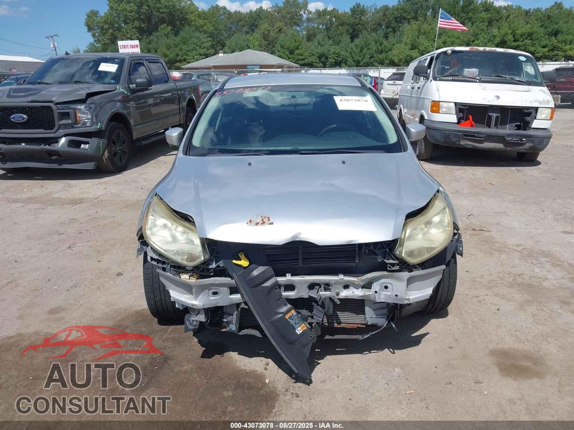 FORD FOCUS 2014 - 1FADP3F23EL400038