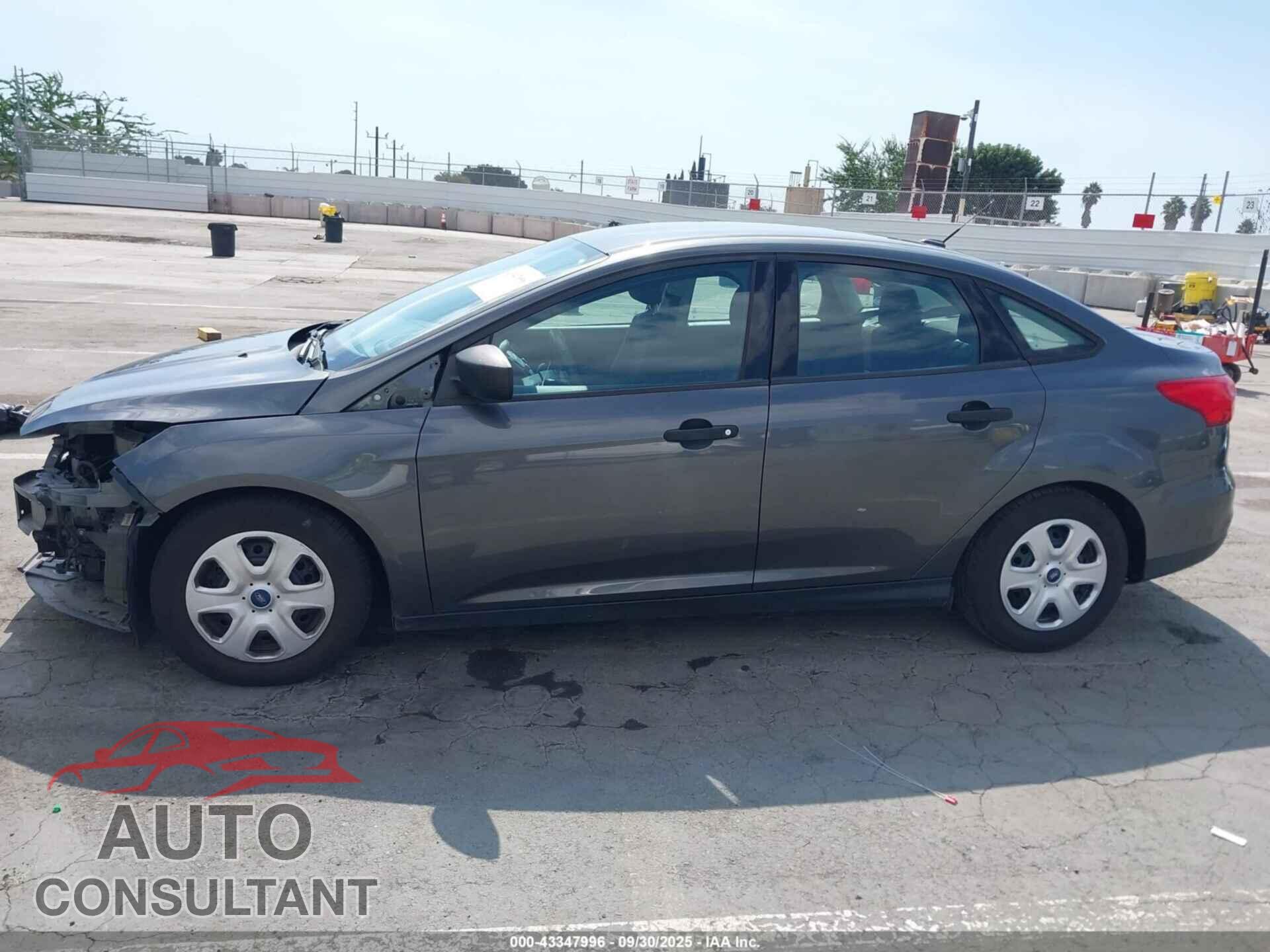 FORD FOCUS 2016 - 1FADP3E28GL384343