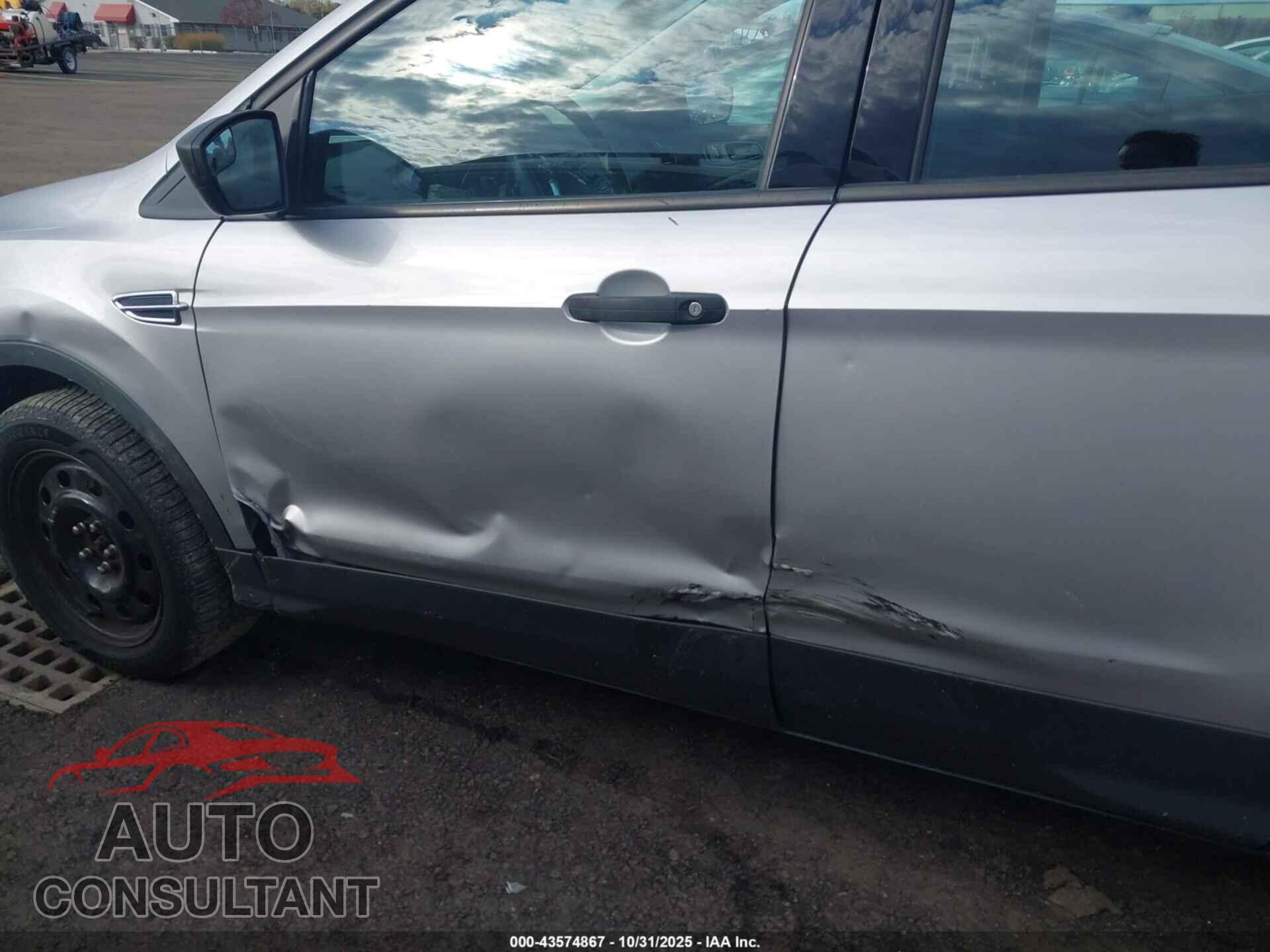 FORD ESCAPE 2016 - 1FMCU0F75GUB55650