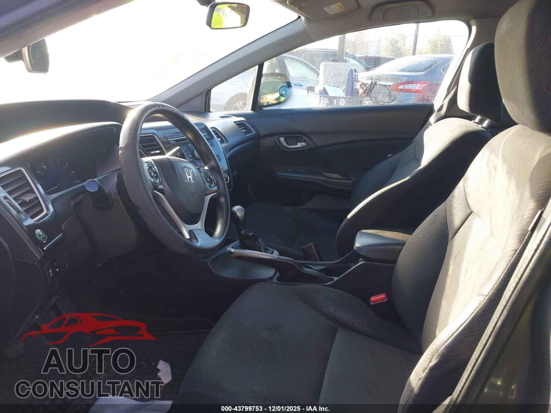 HONDA CIVIC 2013 - 19XFB2E55DE060101