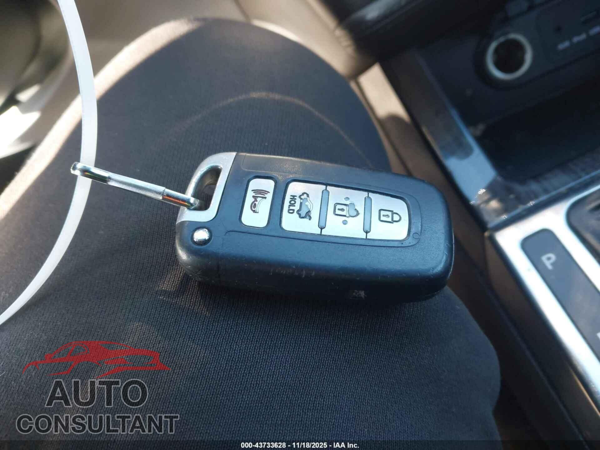 KIA OPTIMA 2011 - KNAGN4A75B5088341