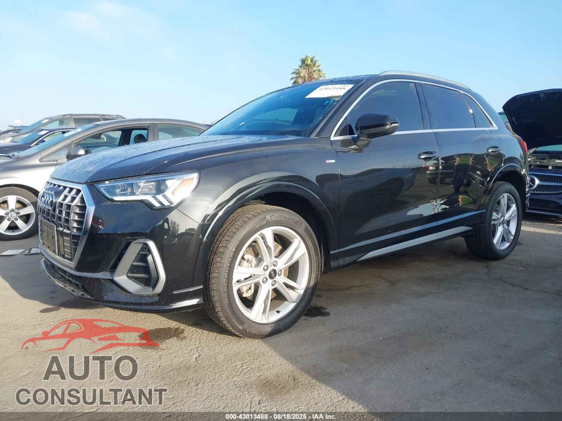 AUDI Q3 2023 - WA1EECF3XP1031491