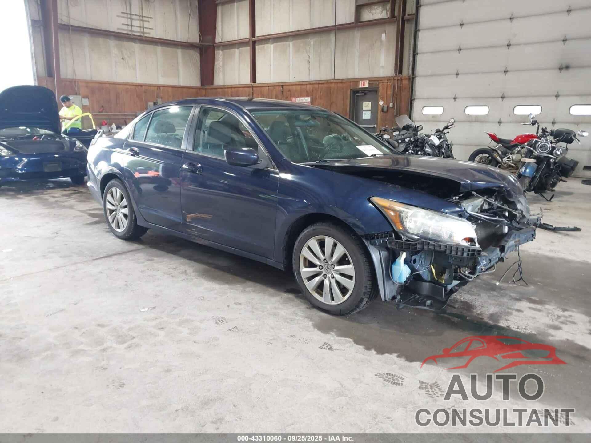 HONDA ACCORD 2012 - 1HGCP2F70CA111883