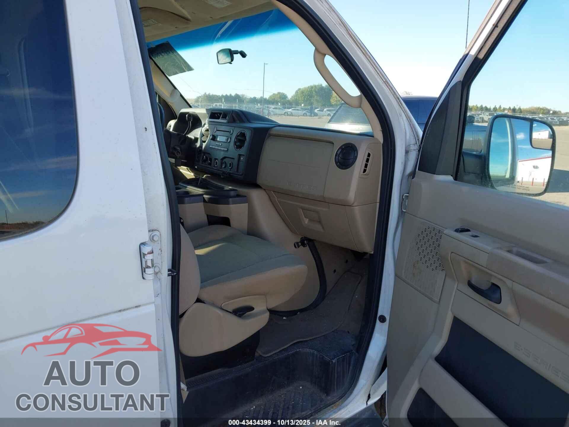 FORD ECONOLINE 2011 - 1FBSS3BLXBDB22036