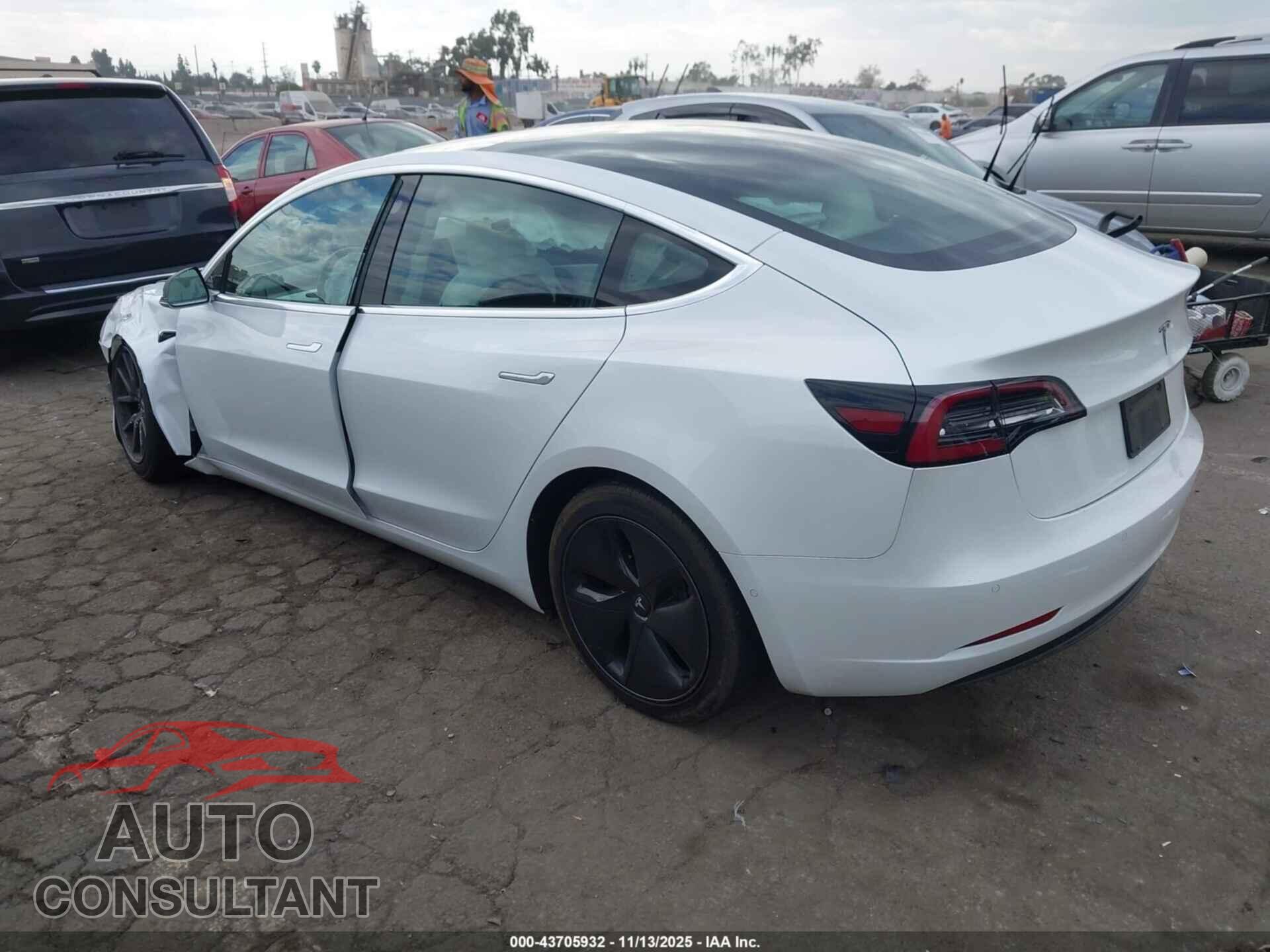 TESLA MODEL 3 2019 - 5YJ3E1EA3KF317989
