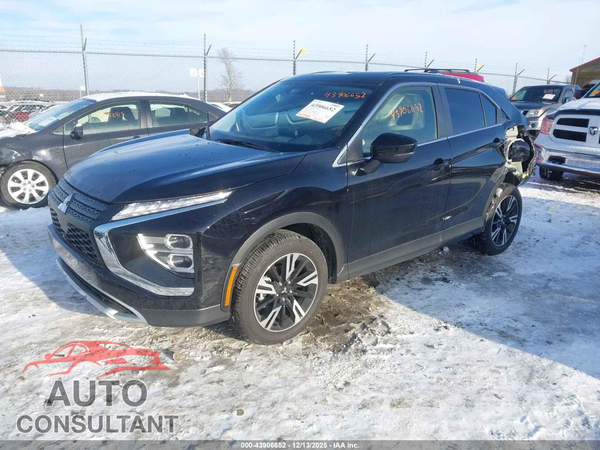 MITSUBISHI ECLIPSE CROSS 2024 - JA4ATWAA2RZ072035