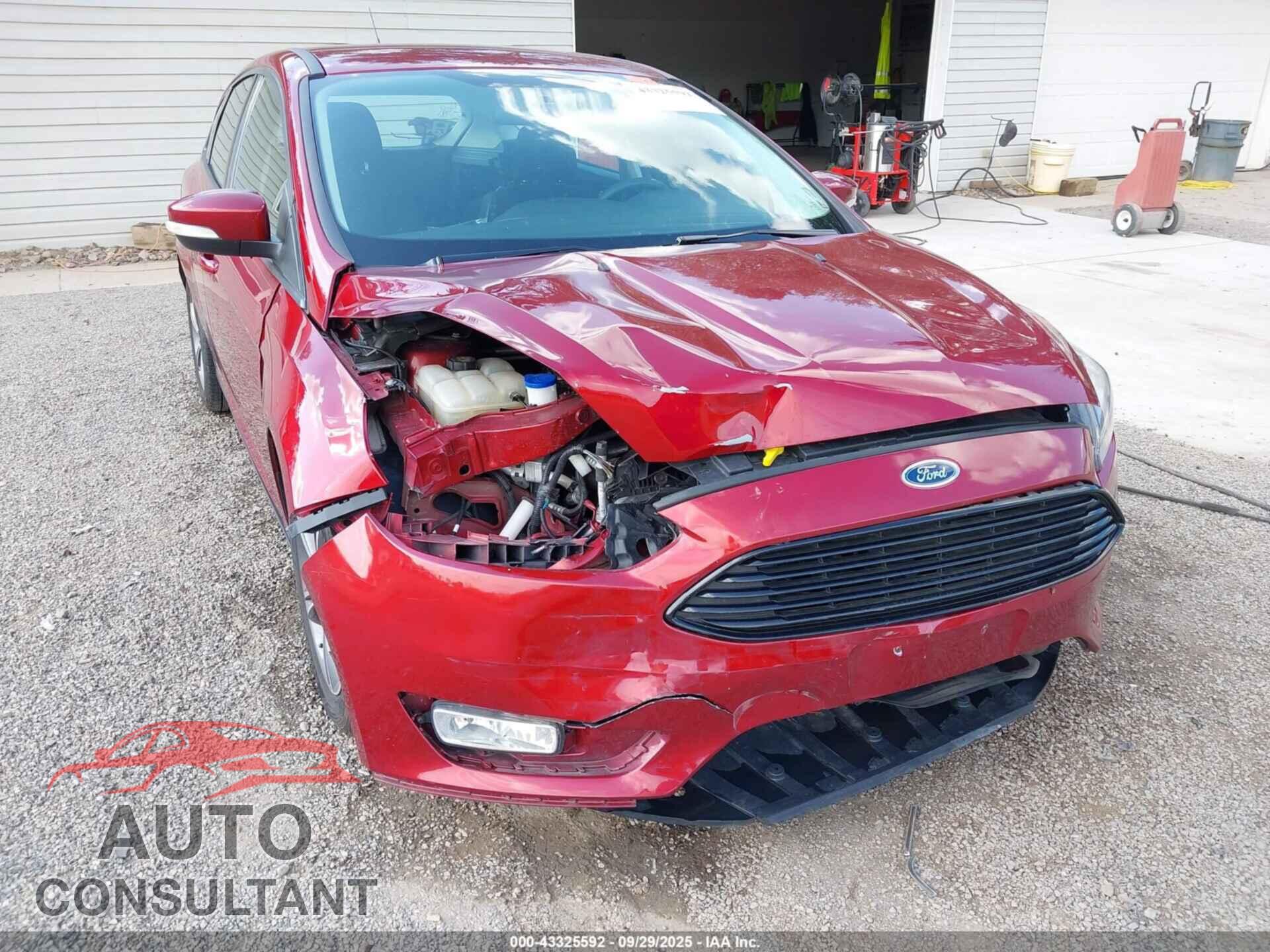 FORD FOCUS 2016 - 1FADP3KE8GL211596