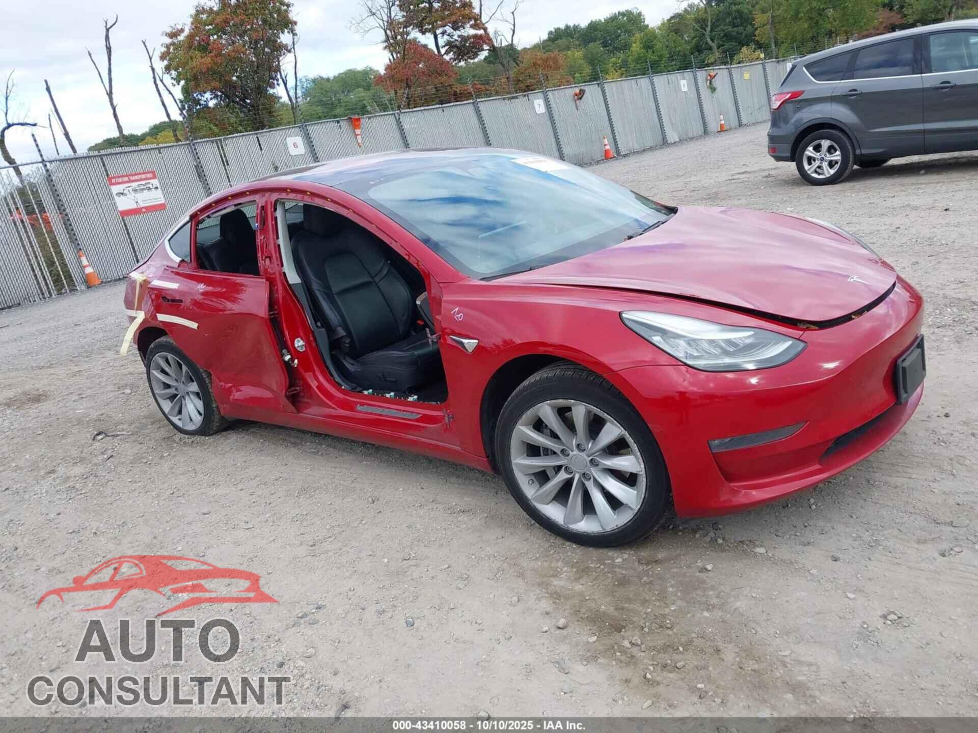 TESLA MODEL 3 2018 - 5YJ3E1EA8JF008906