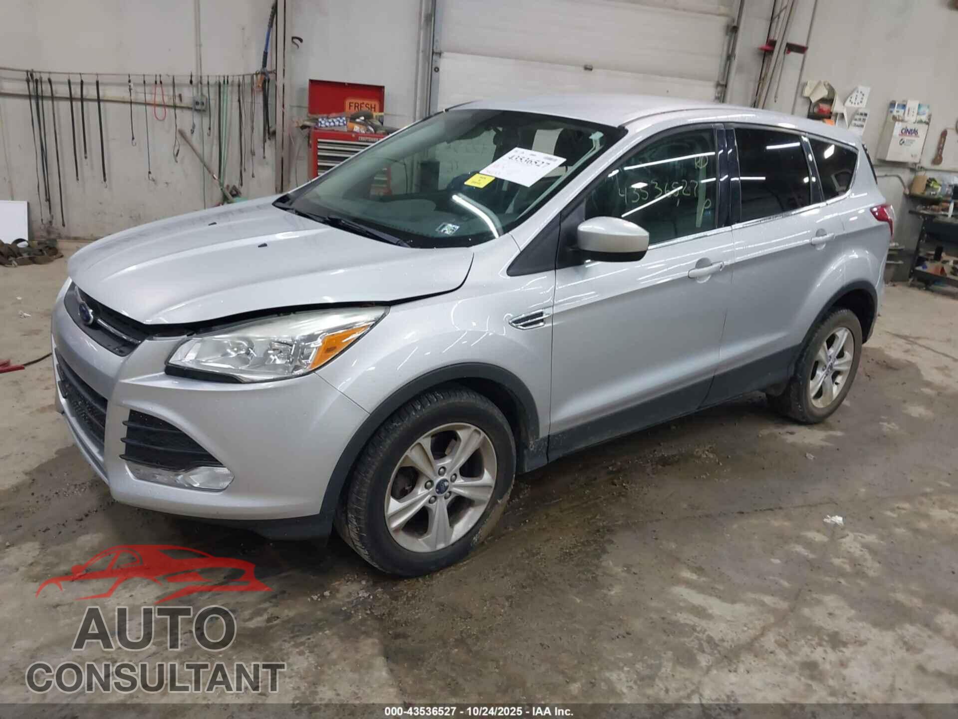 FORD ESCAPE 2016 - 1FMCU9G95GUA86205