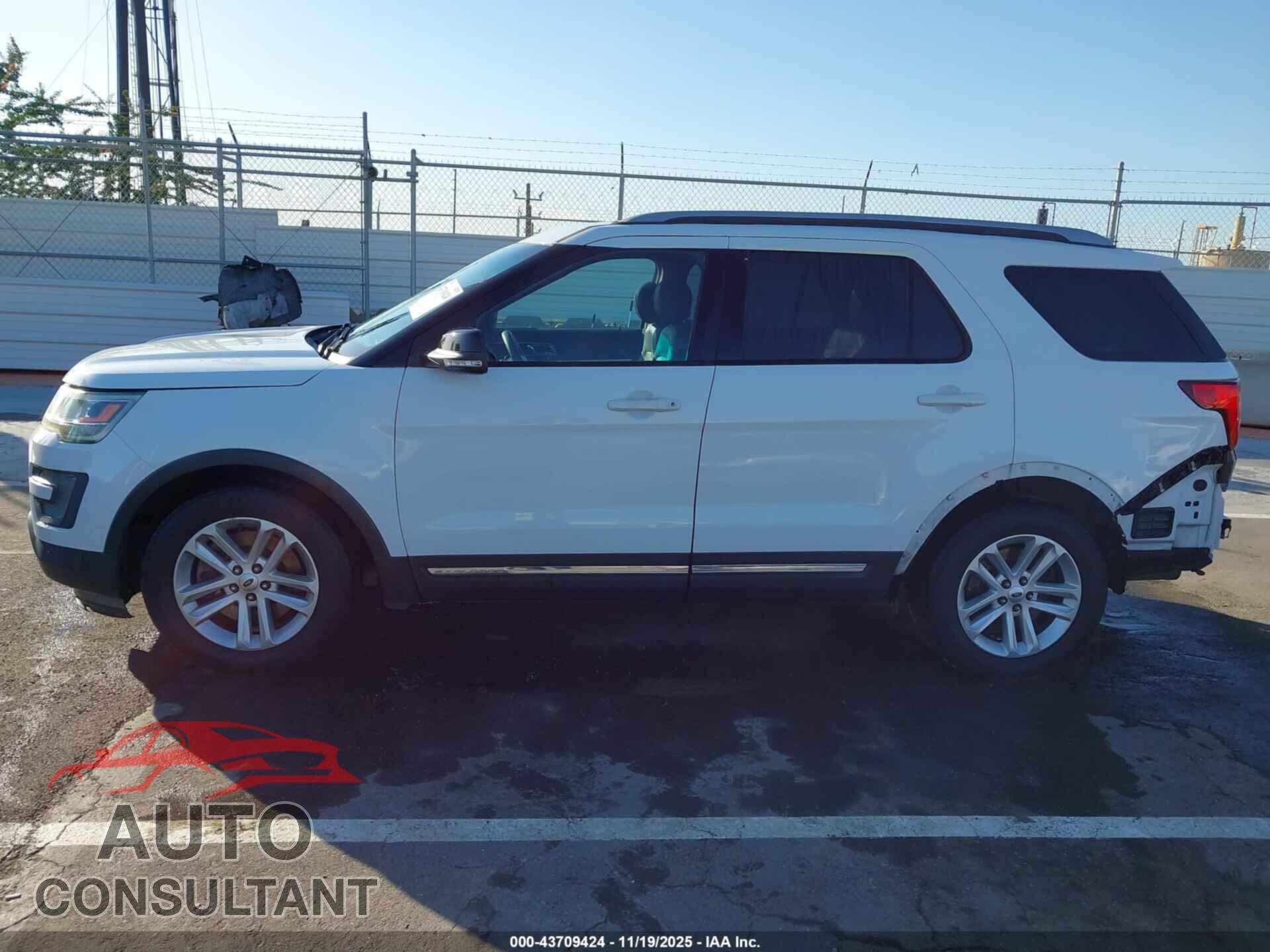 FORD EXPLORER 2016 - 1FM5K7D80GGB63138