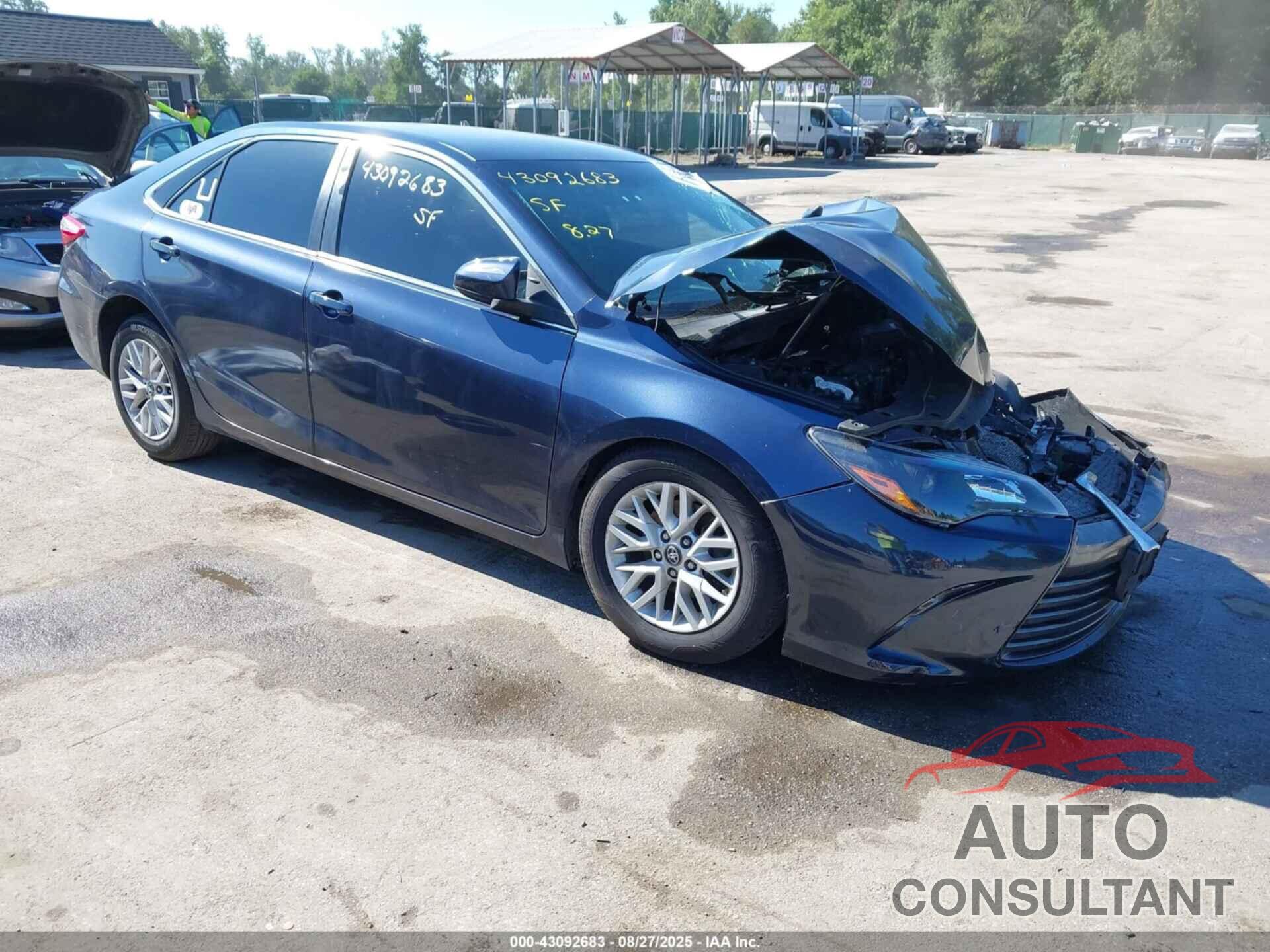 TOYOTA CAMRY 2016 - 4T4BF1FK5GR572272