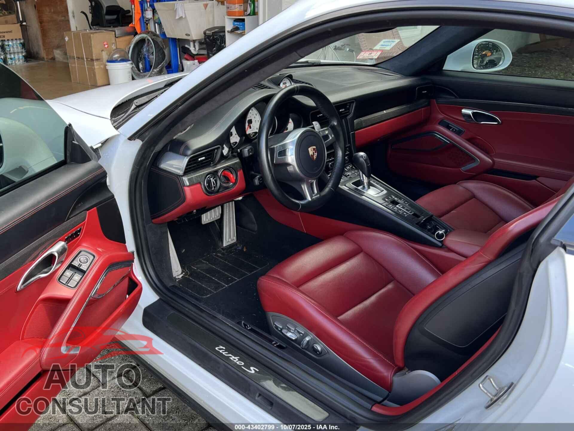 PORSCHE 911 2015 - WP0AD2A98FS166930