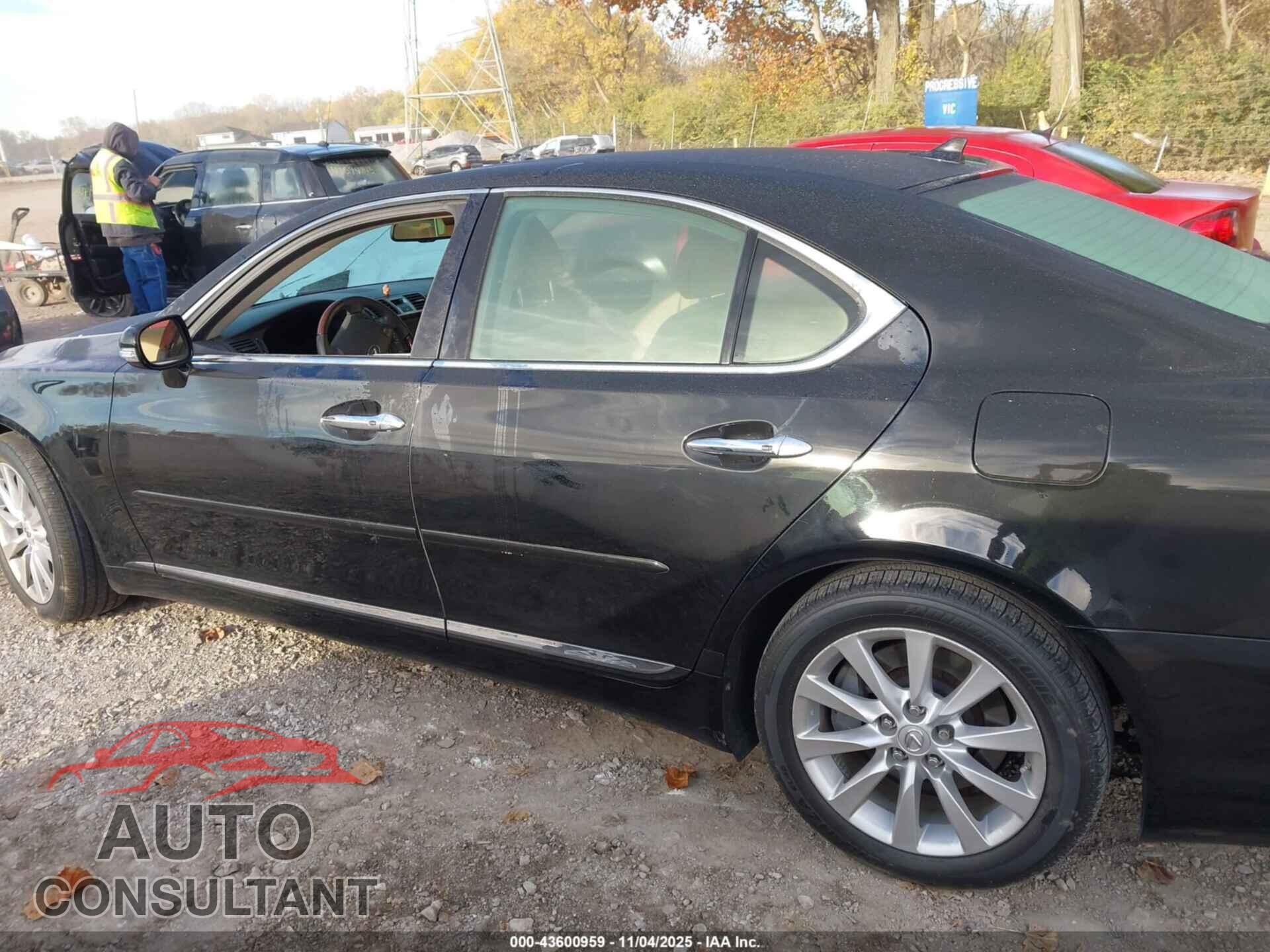 LEXUS LS 460 2012 - JTHCL5EF2C5013059