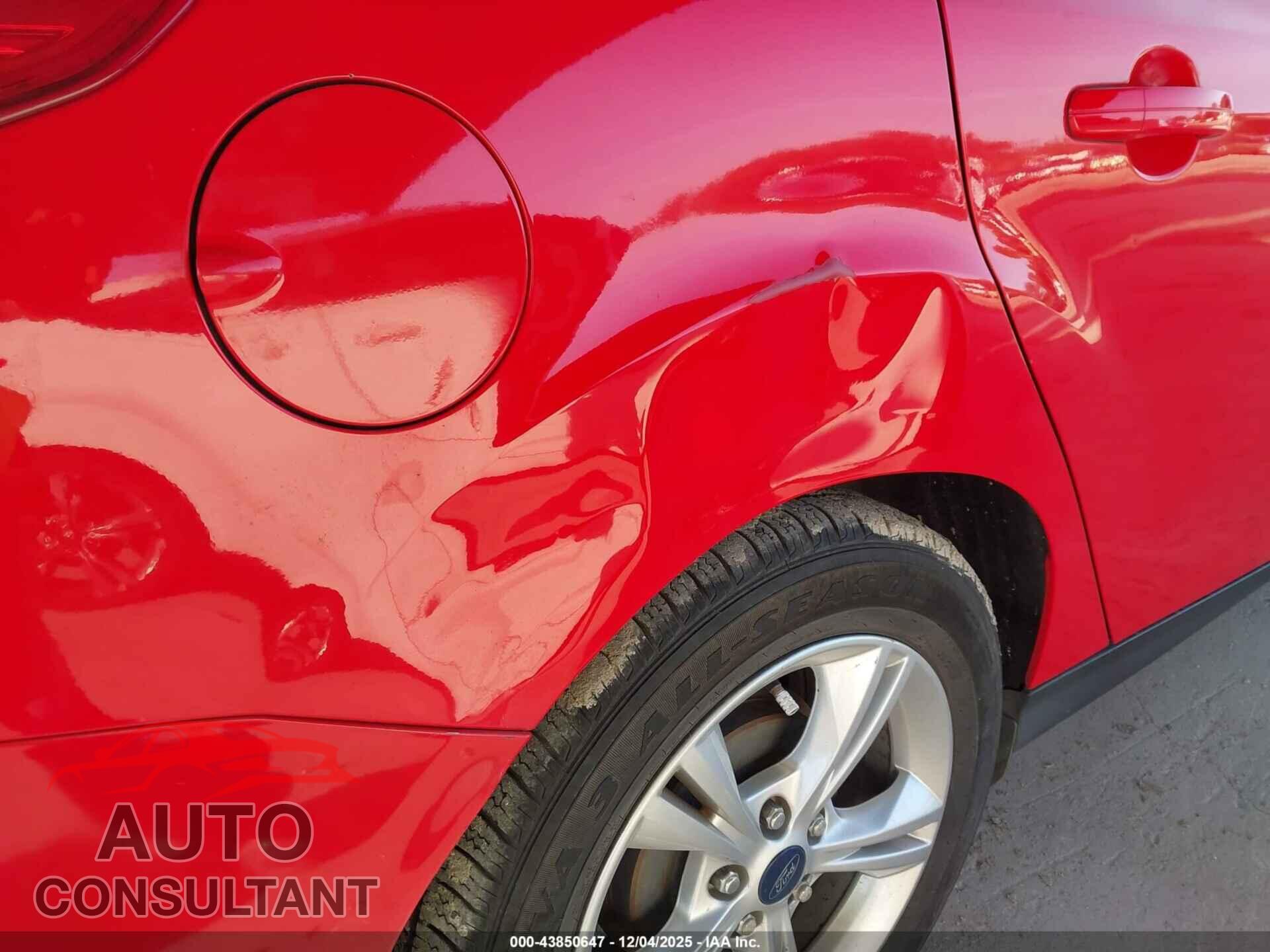 FORD FOCUS 2014 - 1FADP3F26EL372462