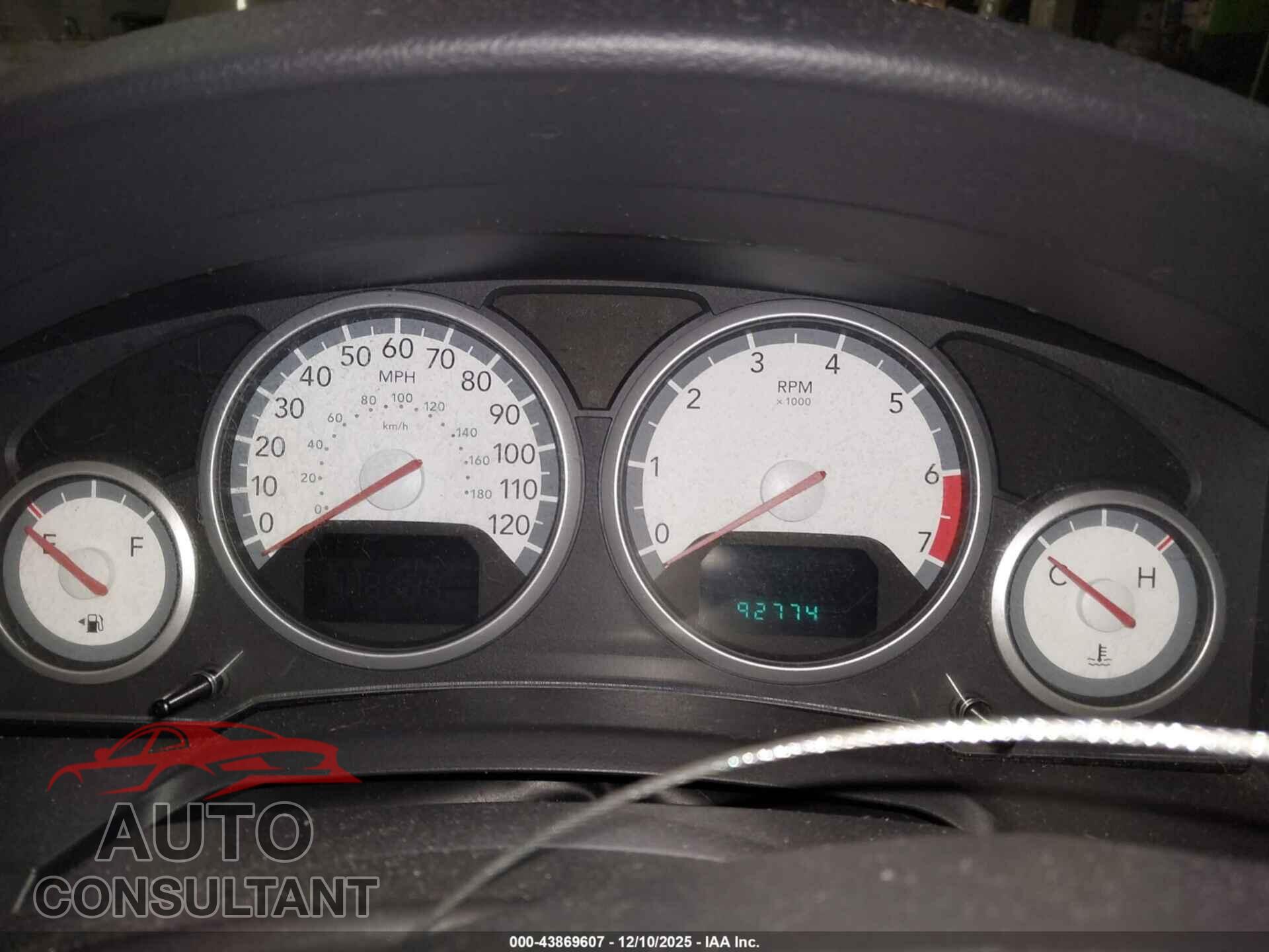 DODGE GRAND CARAVAN 2010 - 2D4RN5D16AR261152