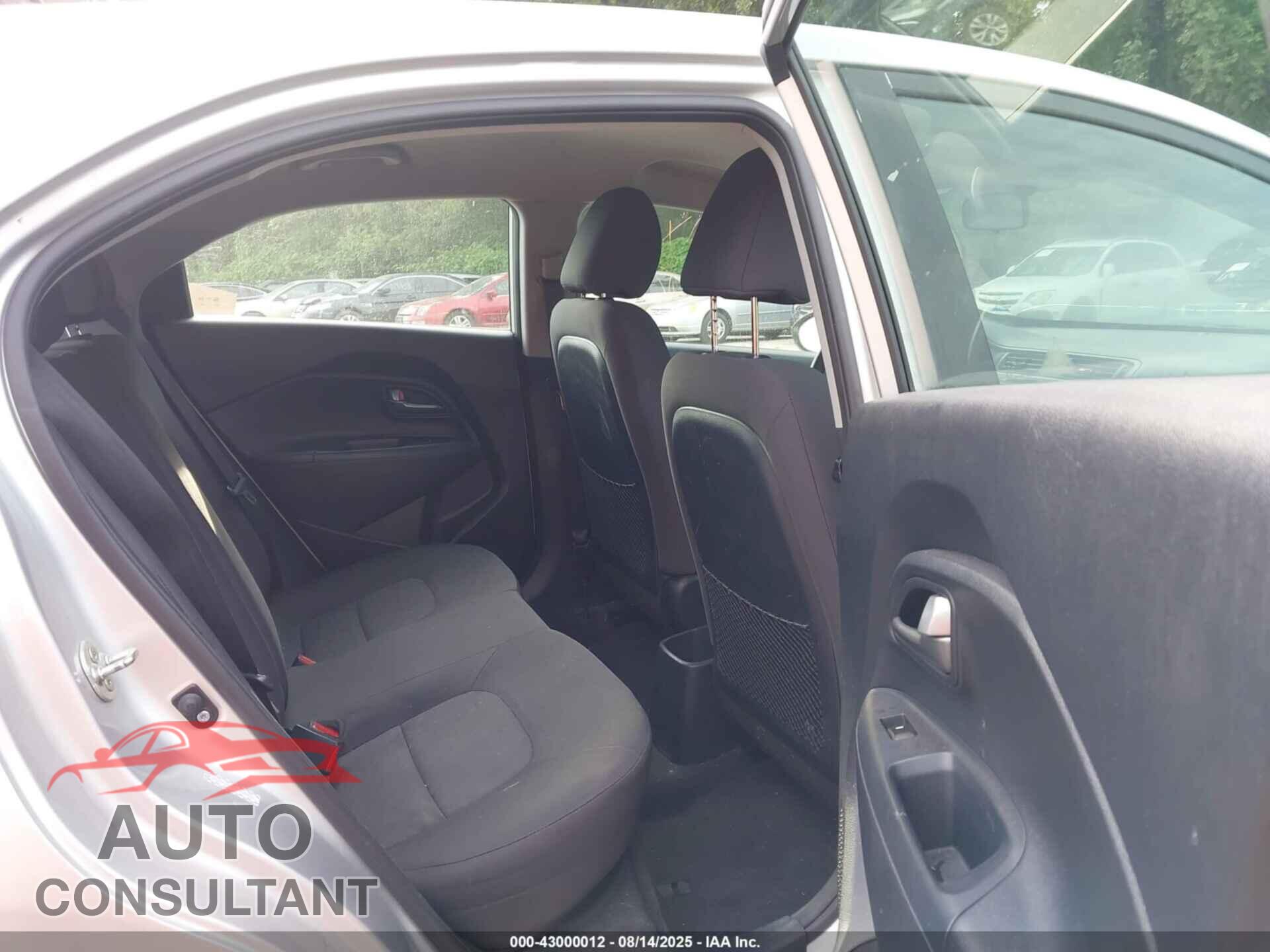 KIA RIO 2013 - KNADM5A37D6246250