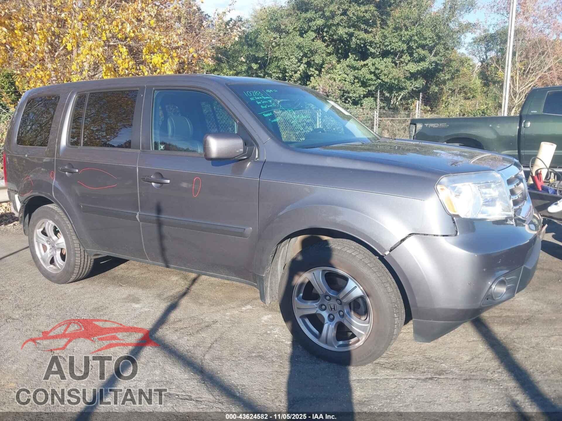HONDA PILOT 2012 - 5FNYF4H51CB002855