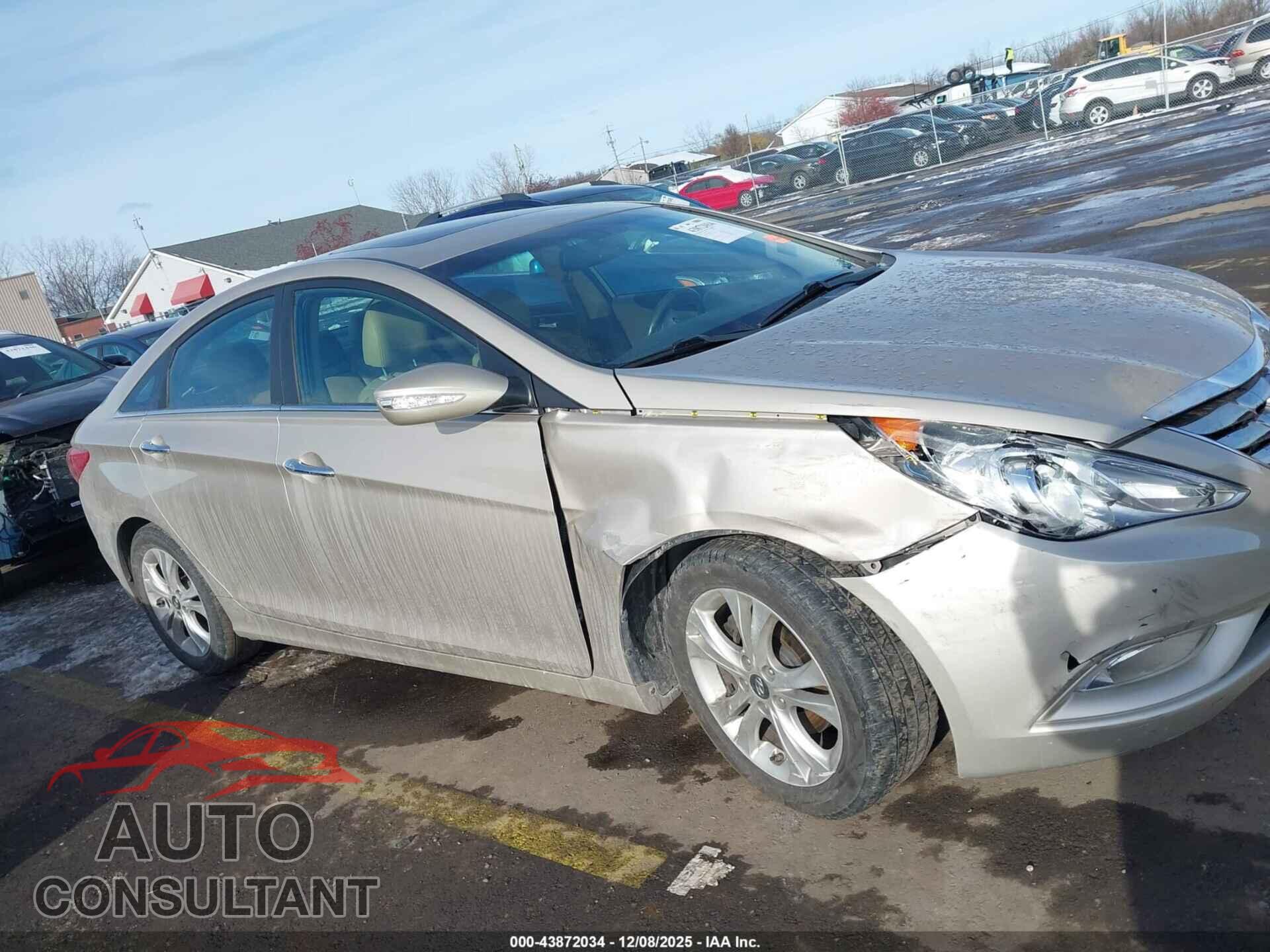 HYUNDAI SONATA 2011 - 5NPEC4AC3BH048076