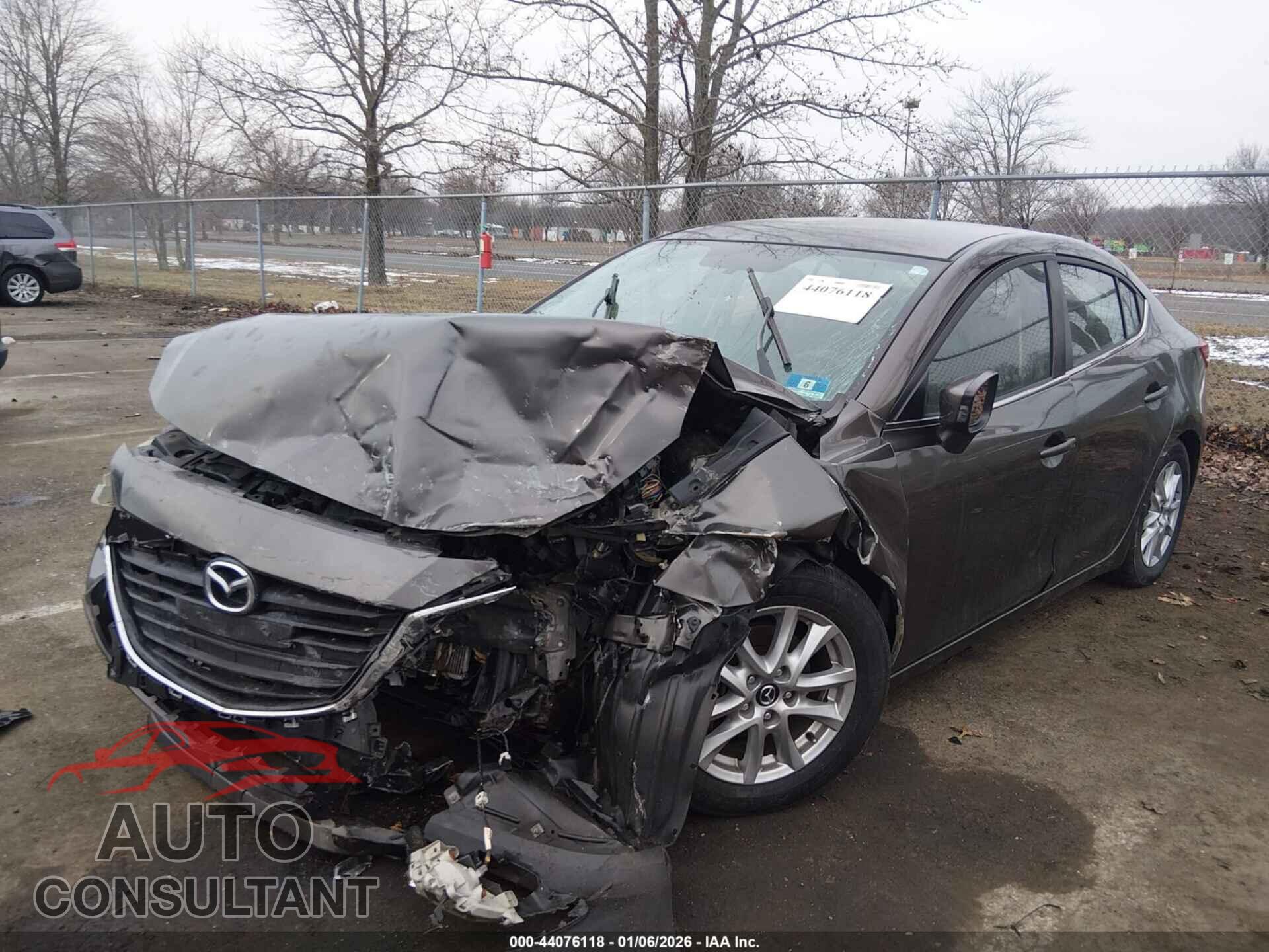 MAZDA MAZDA3 2014 - JM1BM1V75E1134805