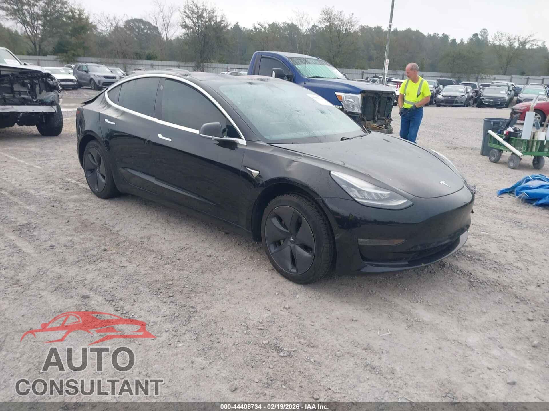 TESLA MODEL 3 2018 - 5YJ3E1EA3JF016167
