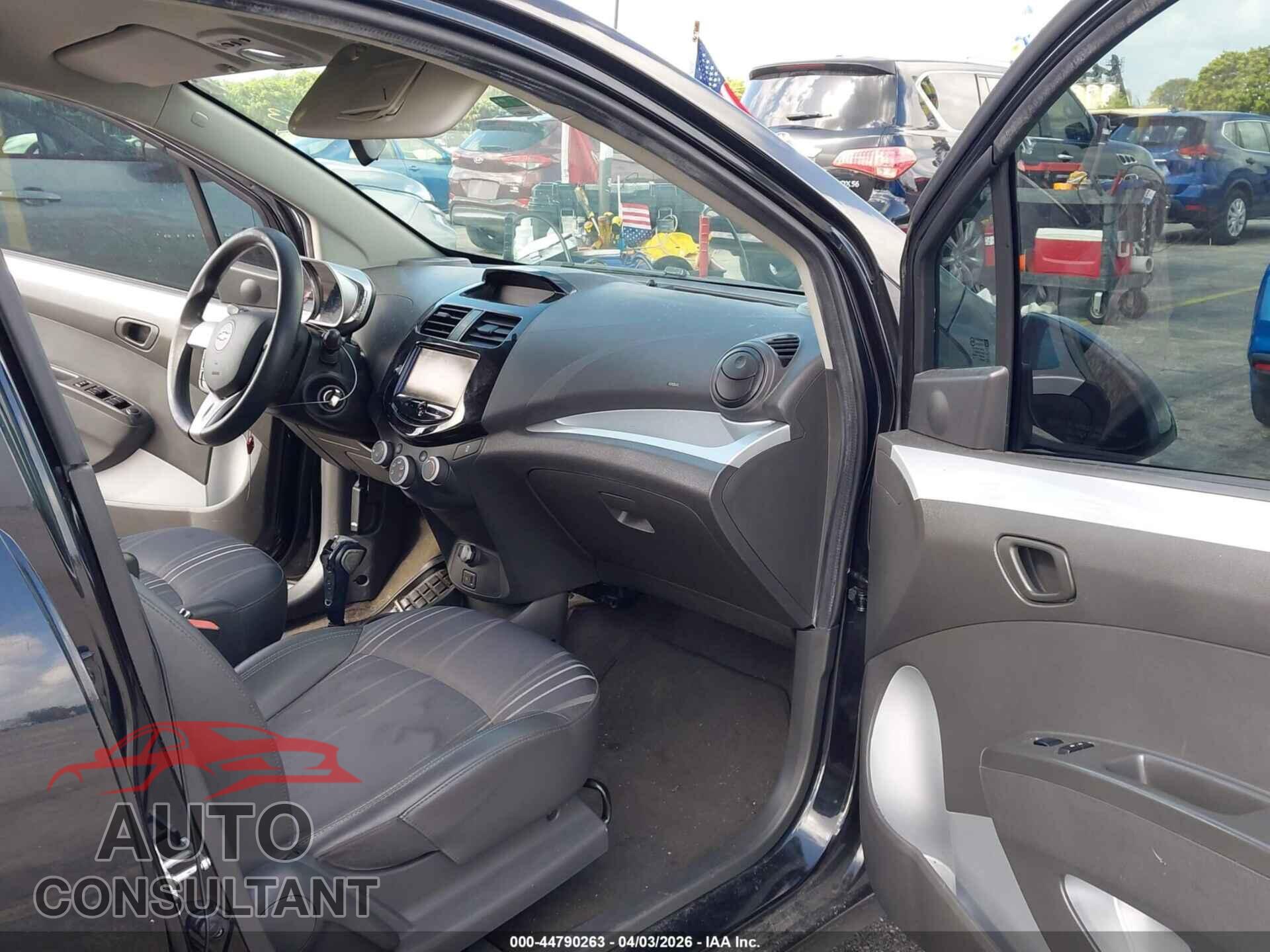 CHEVROLET SPARK 2015 - KL8CD6S93FC795559