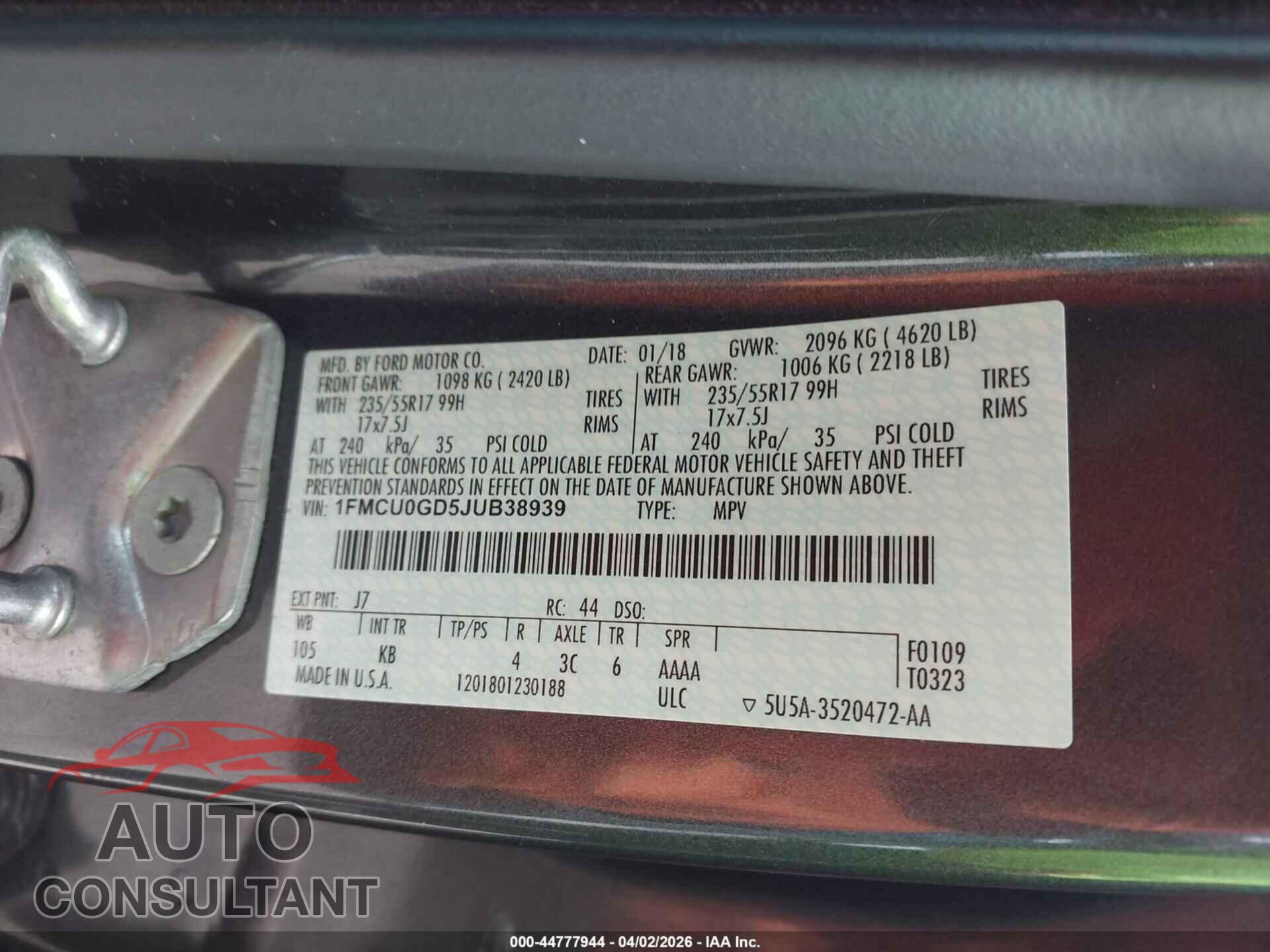 FORD ESCAPE 2018 - 1FMCU0GD5JUB38939