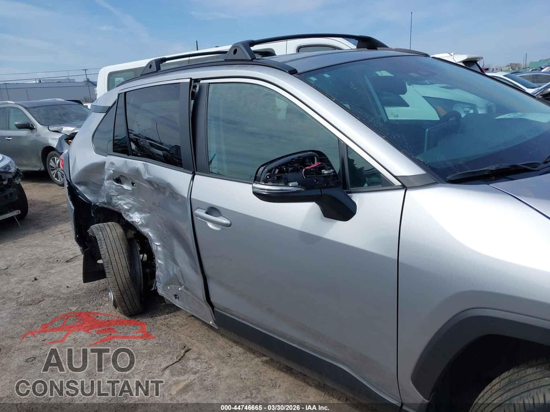 TOYOTA RAV4 2025 - 2T3P1RFV0SC494587