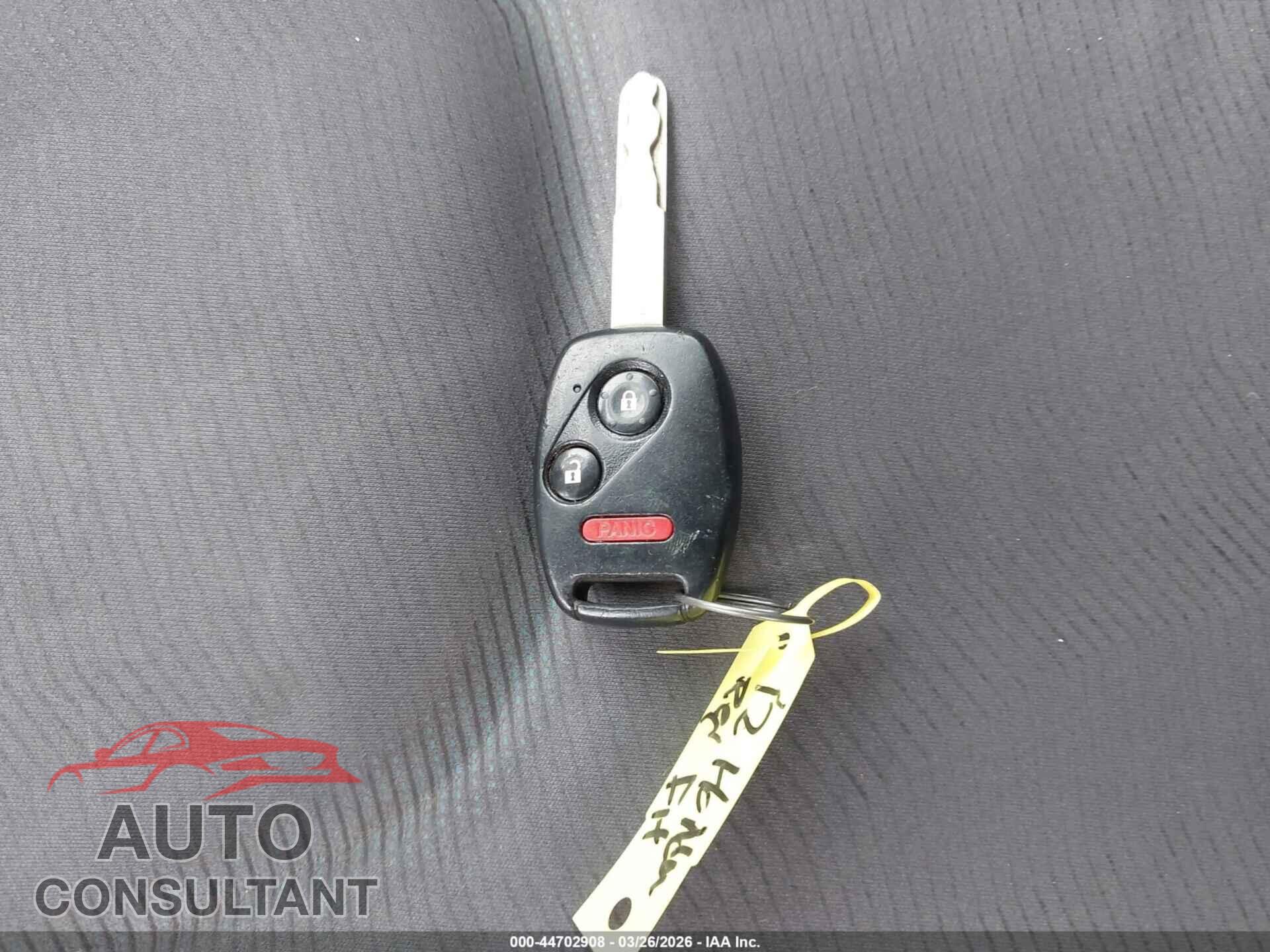 HONDA FIT 2012 - JHMGE8H36CC000387