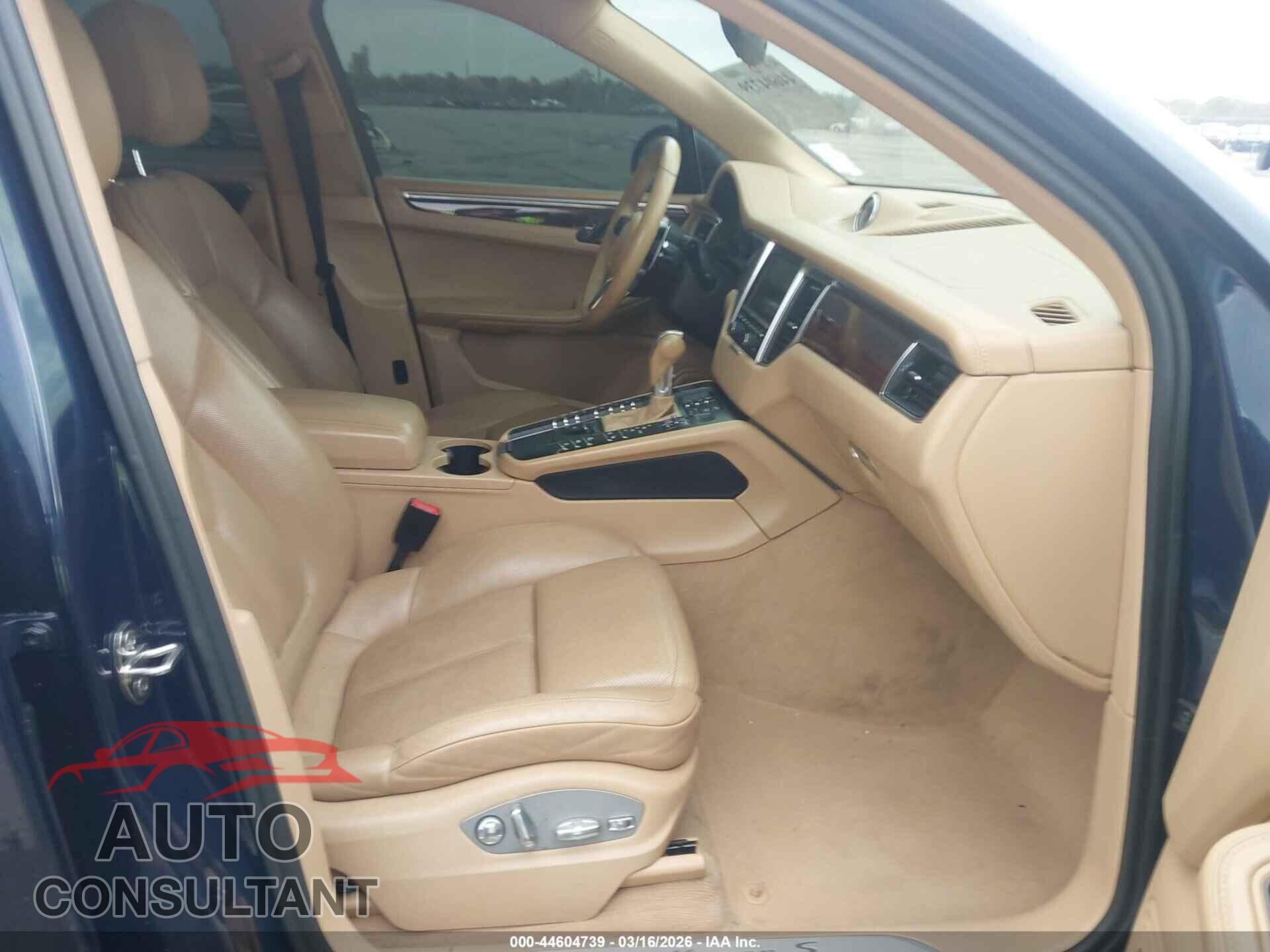 PORSCHE MACAN 2015 - WP1AB2A58FLB61657