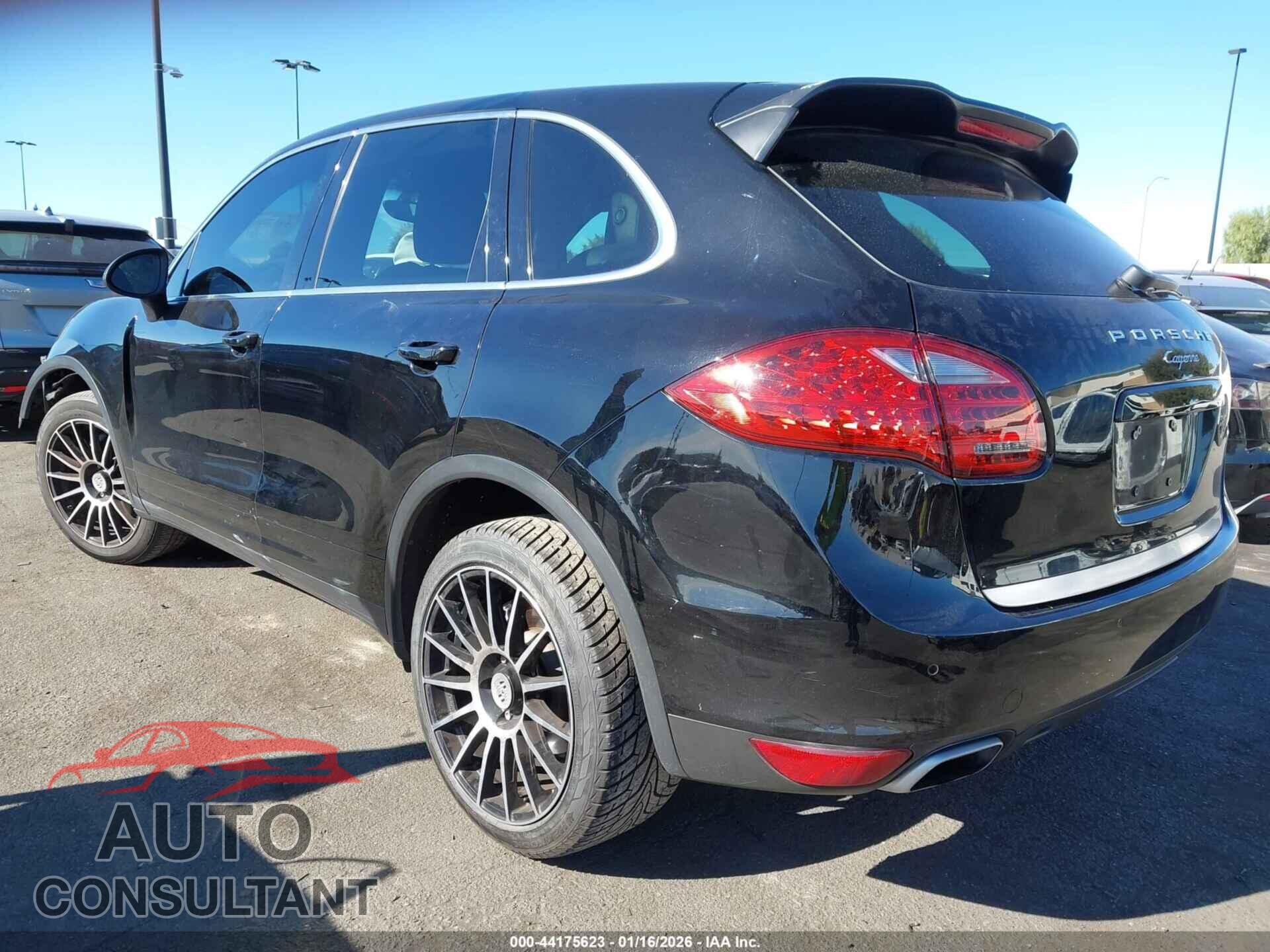 PORSCHE CAYENNE 2012 - WP1AA2A25CLA00543