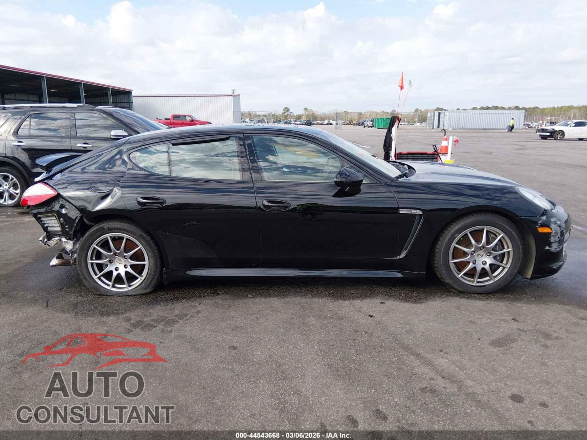 PORSCHE PANAMERA 2011 - WP0AA2A77BL020885