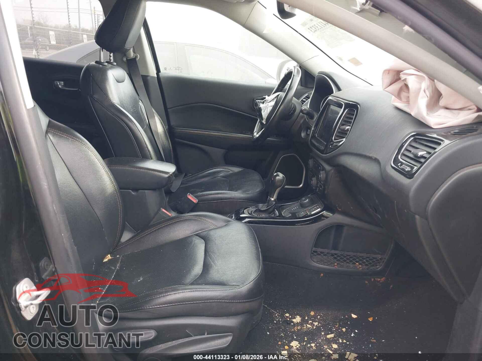 JEEP COMPASS 2019 - 3C4NJDCB2KT766857