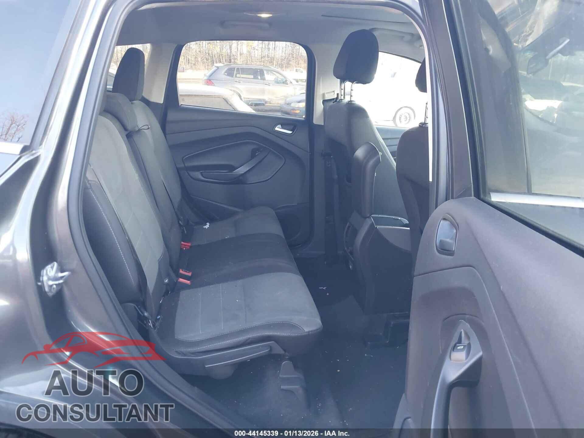 FORD ESCAPE 2016 - 1FMCU0GX1GUB53473